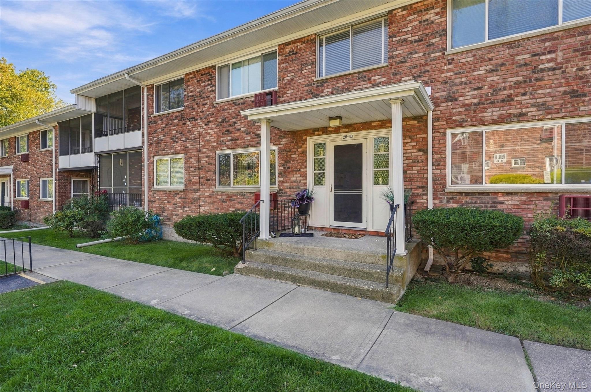 810 Blooming Grove Turnpike, Unit 31 photo 3