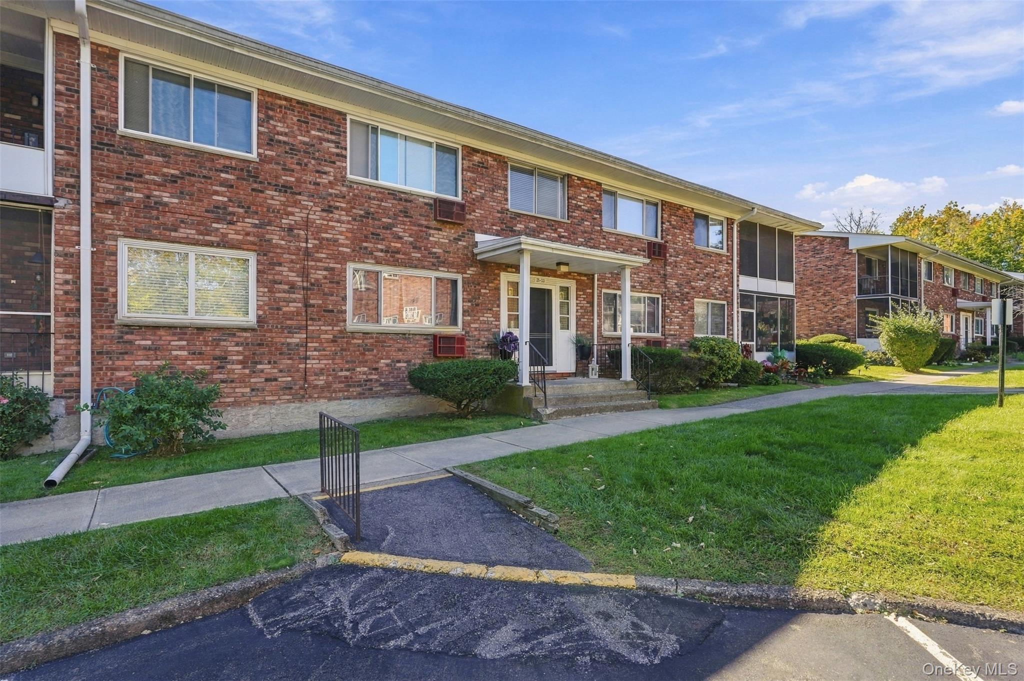 810 Blooming Grove Turnpike, Unit 31 photo 2