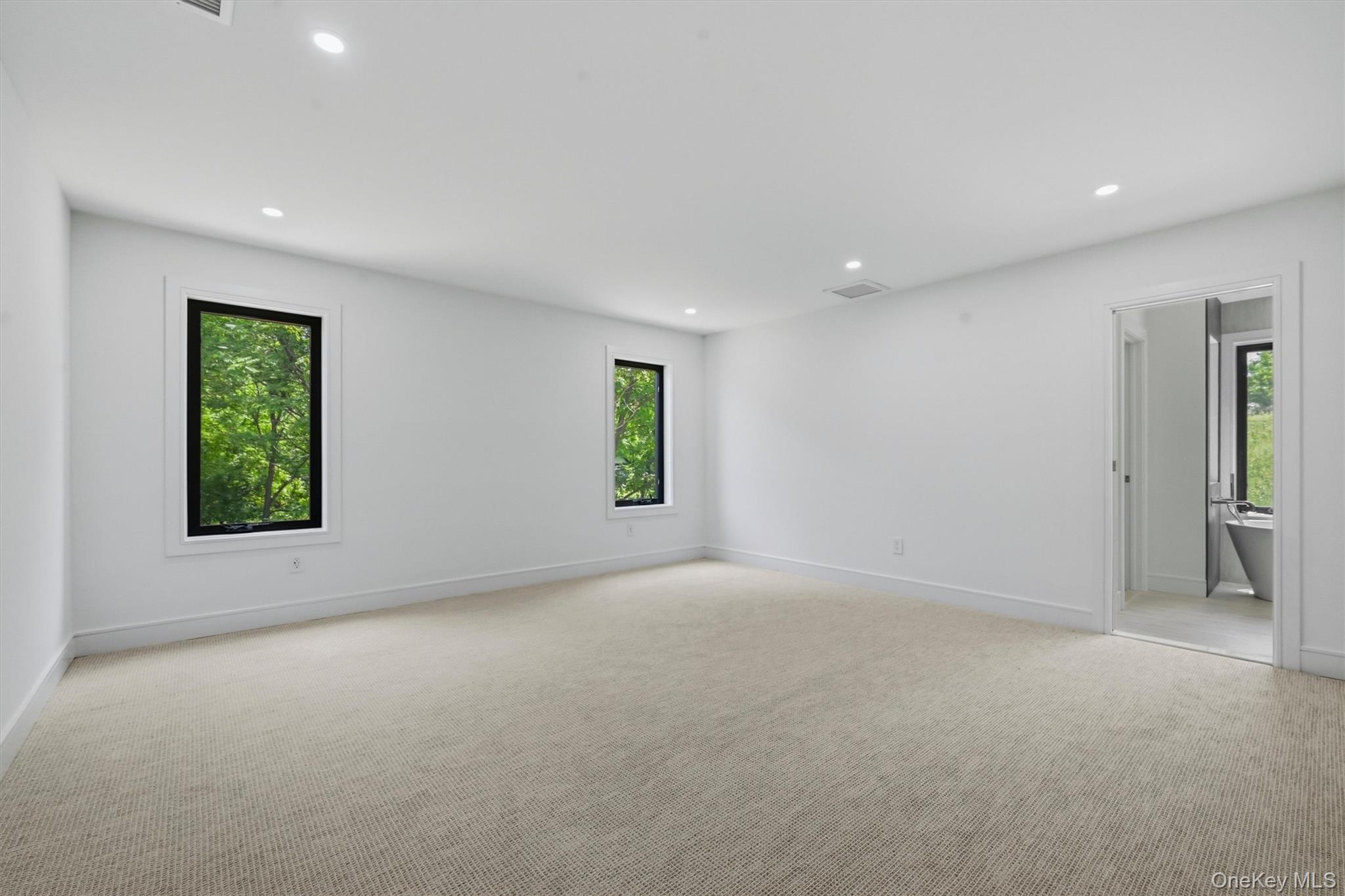 15 Warwick Isle Boulevard – For Sale photo 25