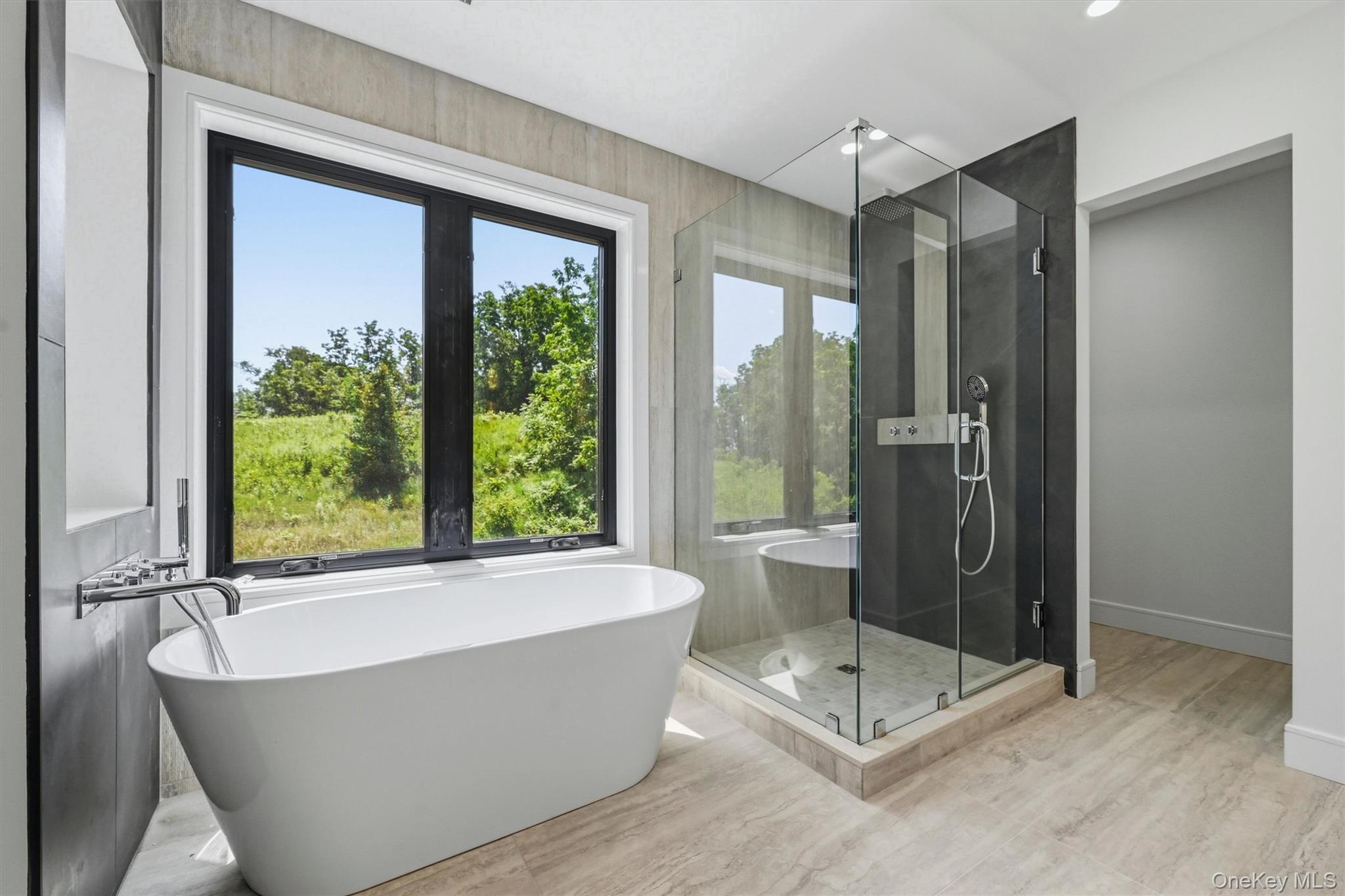 15 Warwick Isle Boulevard – For Sale photo 28