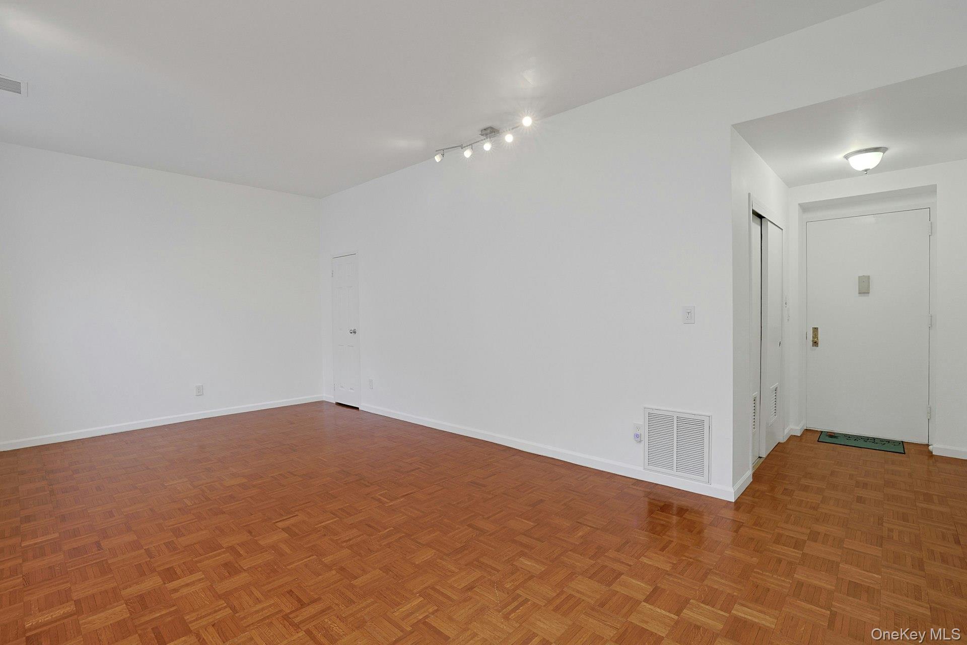 1250 North Avenue, Unit #204 photo 5