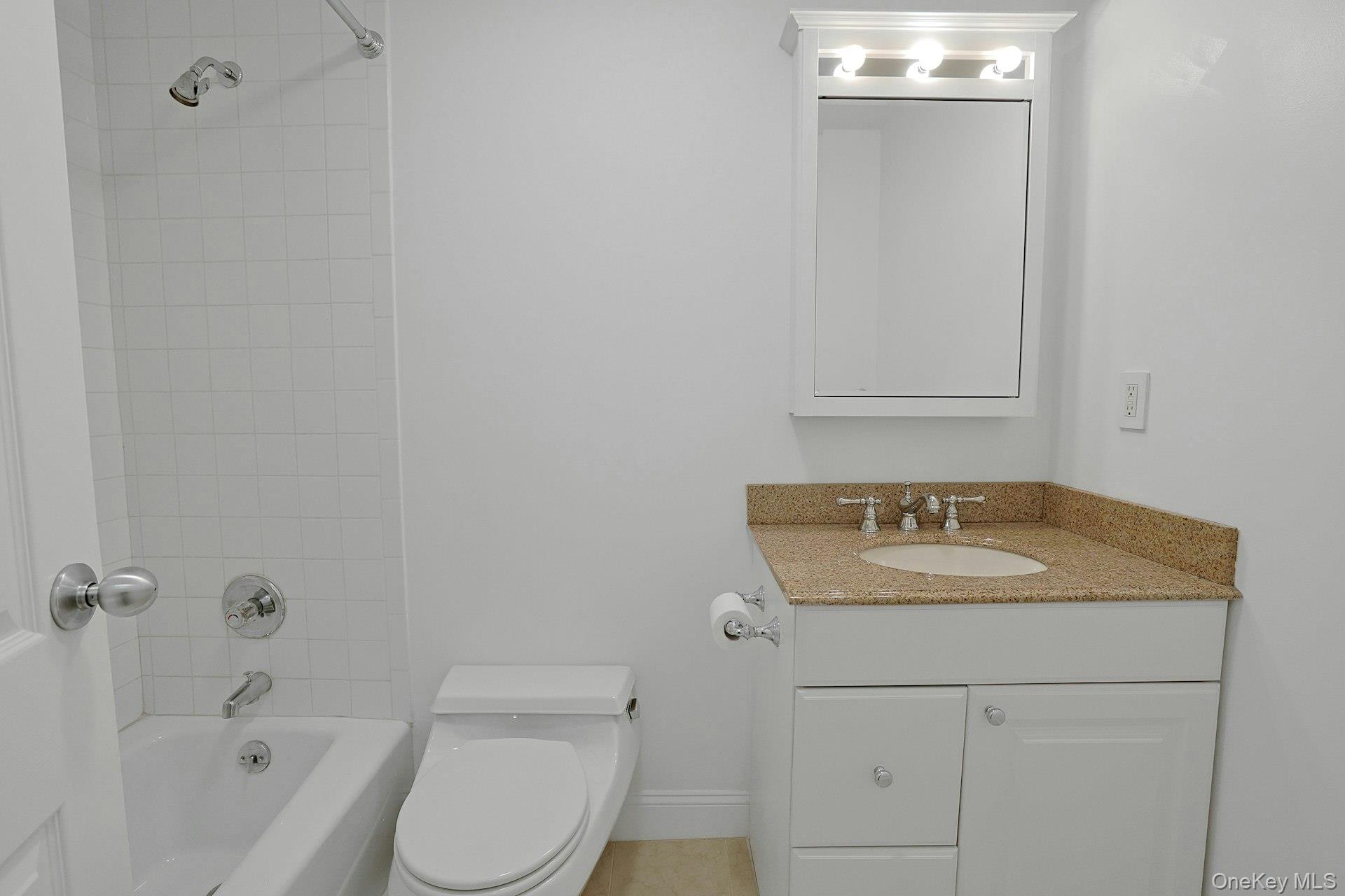 1250 North Avenue, Unit #204 photo 11