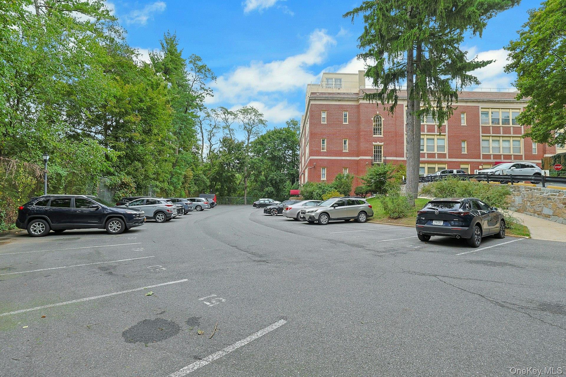 1250 North Avenue, Unit #204 photo 16