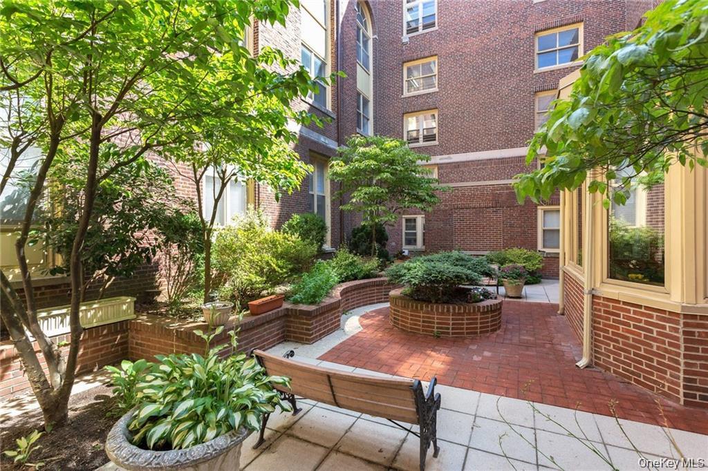 1250 North Avenue, Unit #204 photo 15
