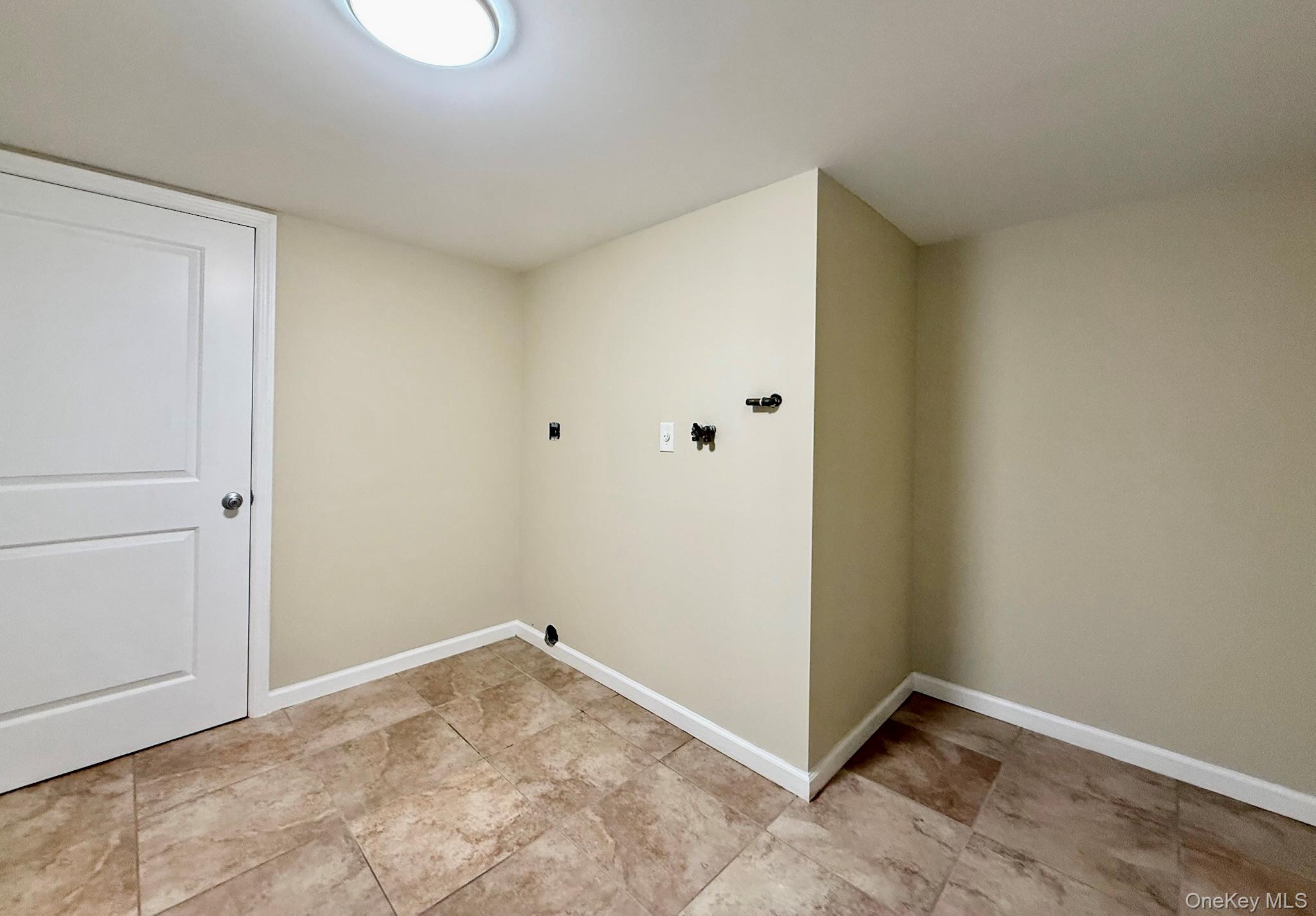 61 South Street – For Rent photo 9