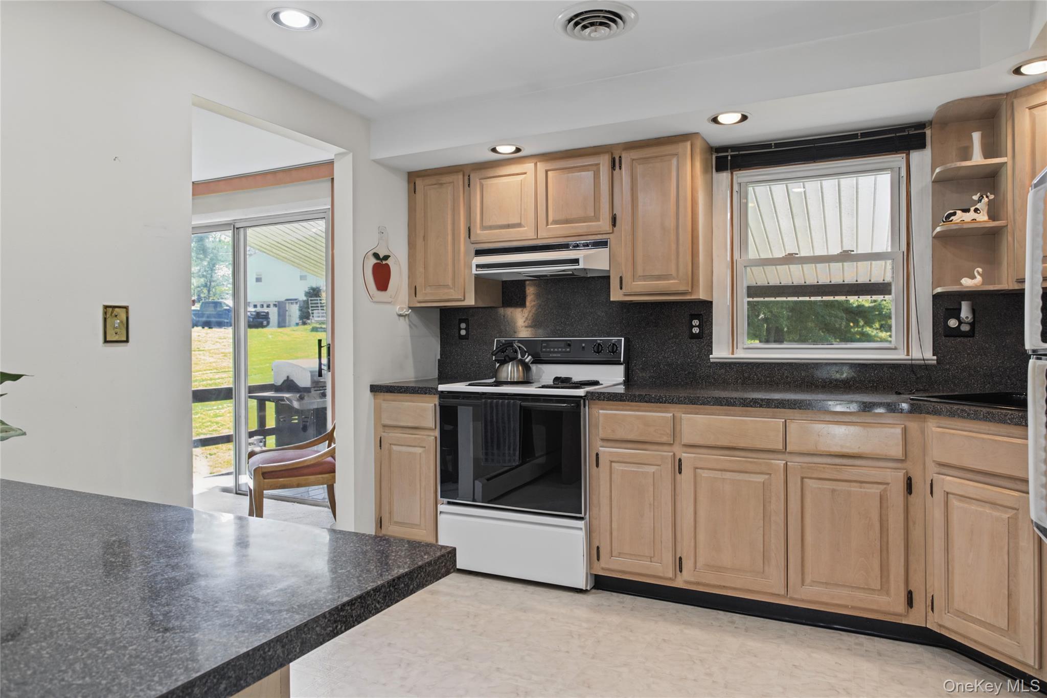 15 Rowell Lane – For Sale photo 16