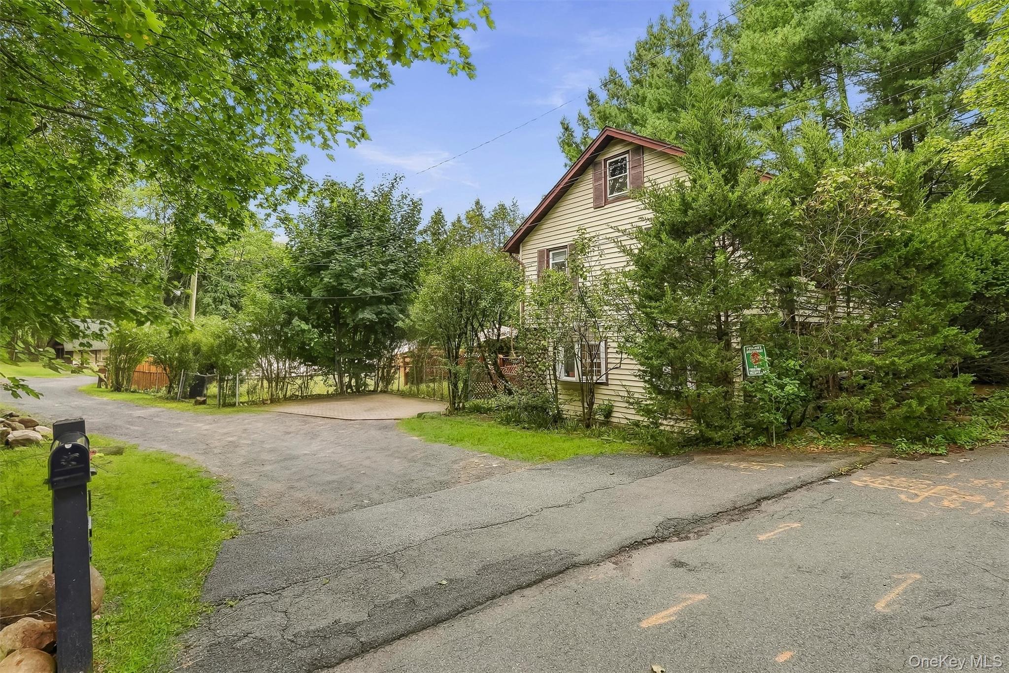 164 Woodland Avenue – For Sale photo 3