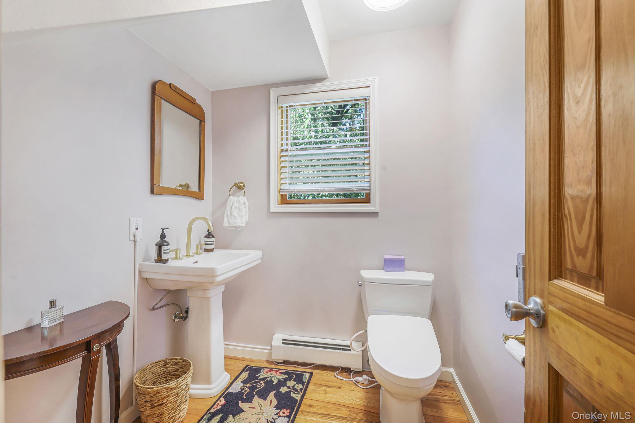 47 Points Of View – For Sale photo 19