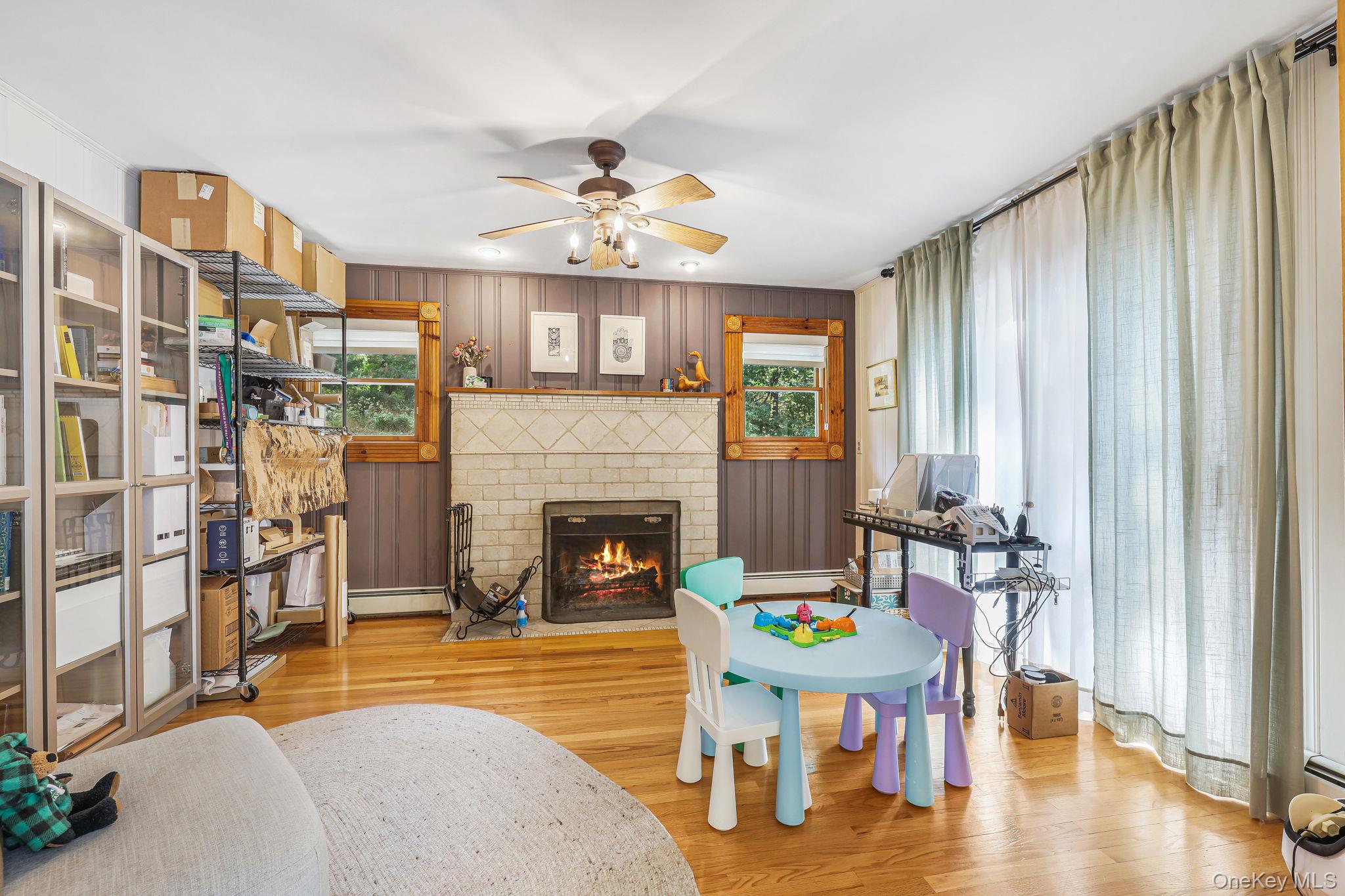 47 Points Of View – For Sale photo 10
