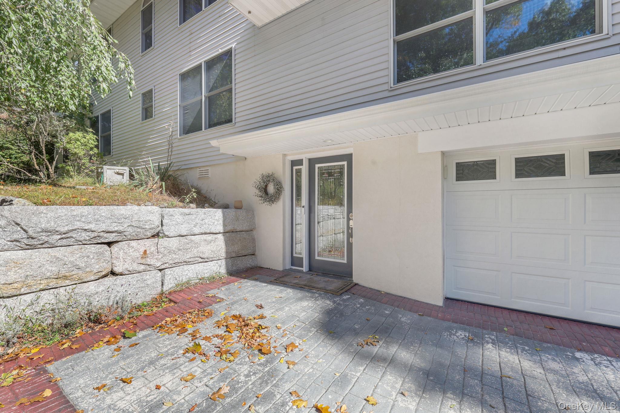 47 Points Of View – For Sale photo 6