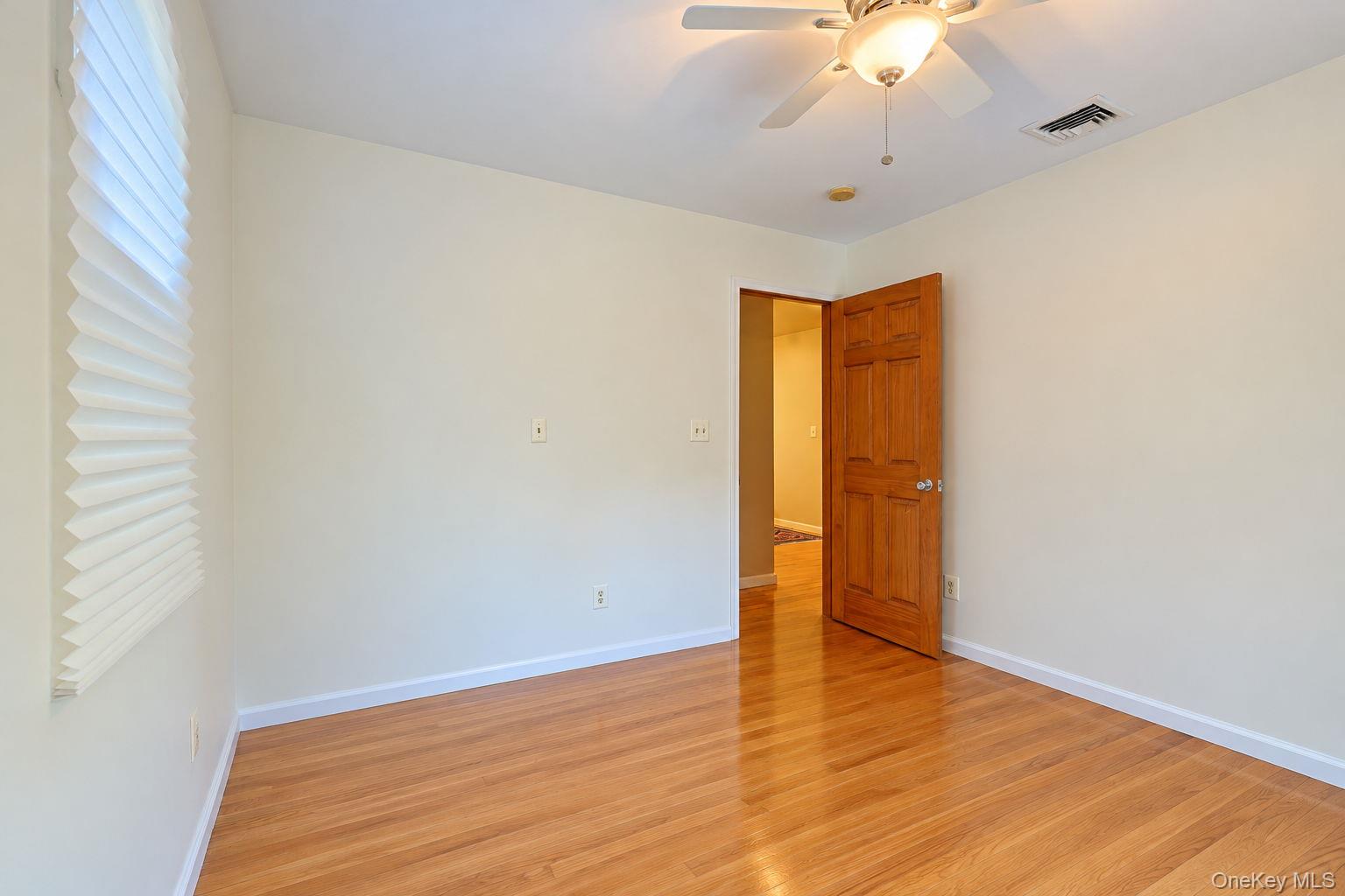 47 Points Of View – For Sale photo 35