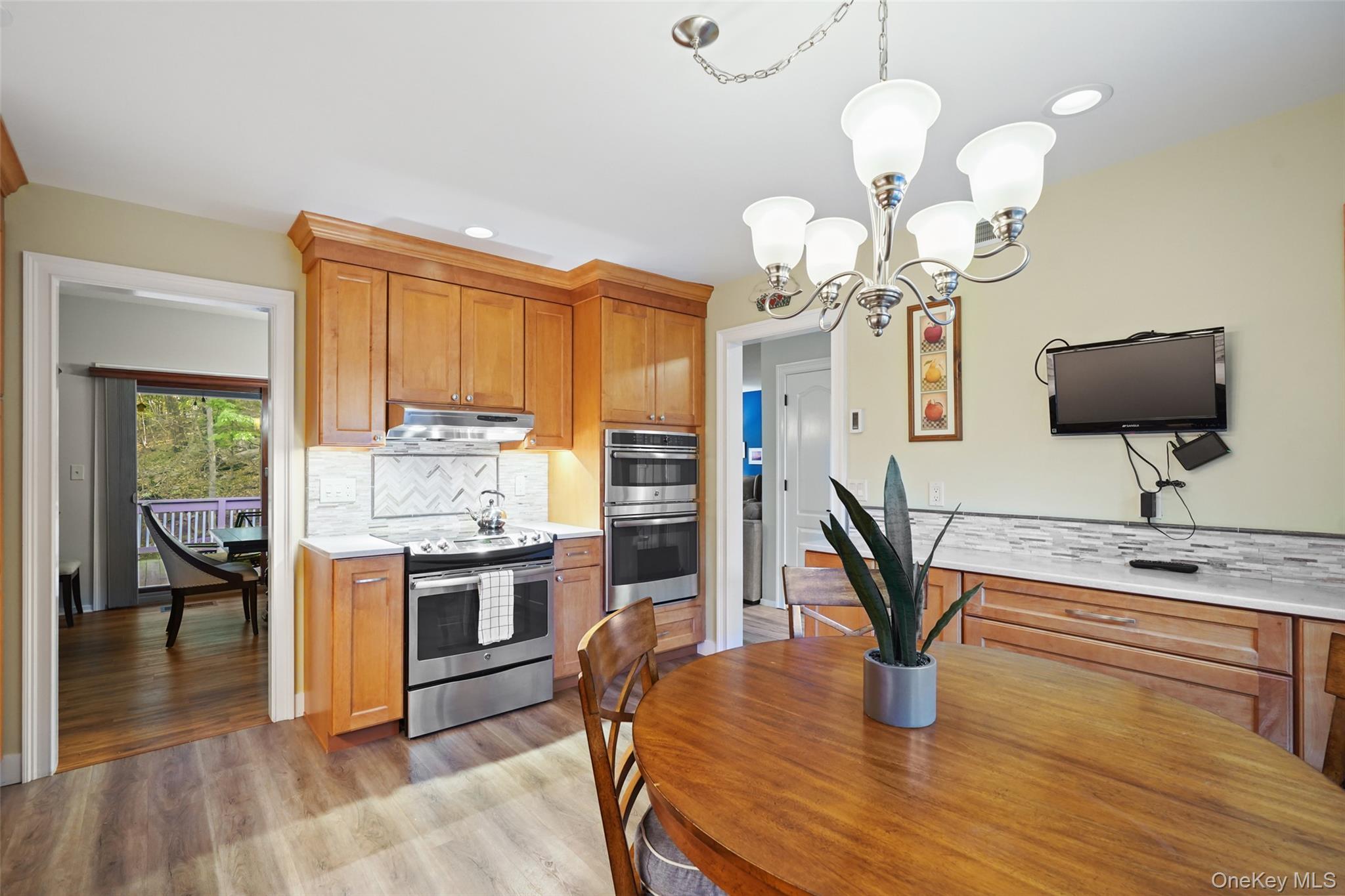 350 Heritage Hills Drive, Unit C photo 8