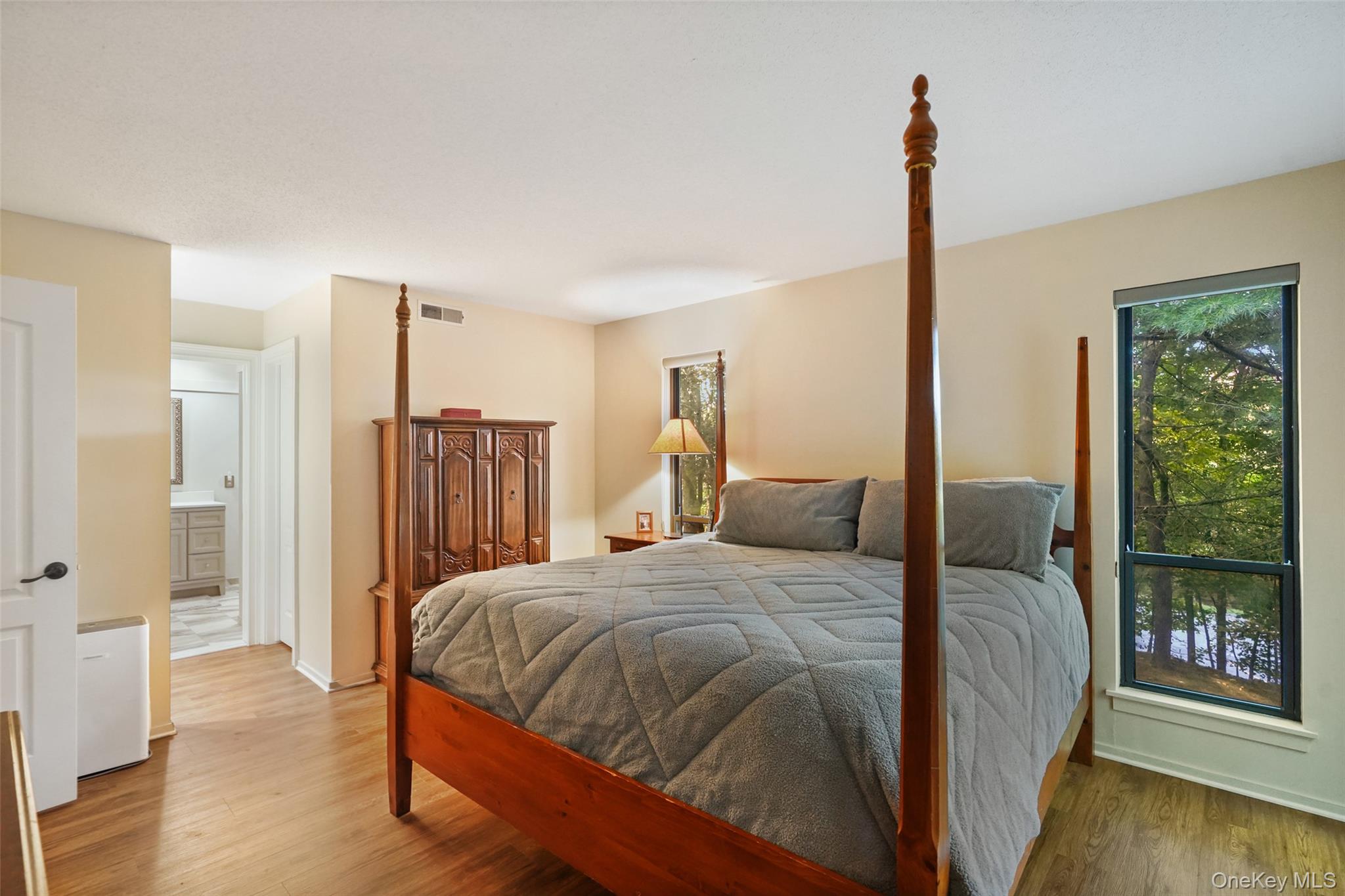 350 Heritage Hills Drive, Unit C photo 11