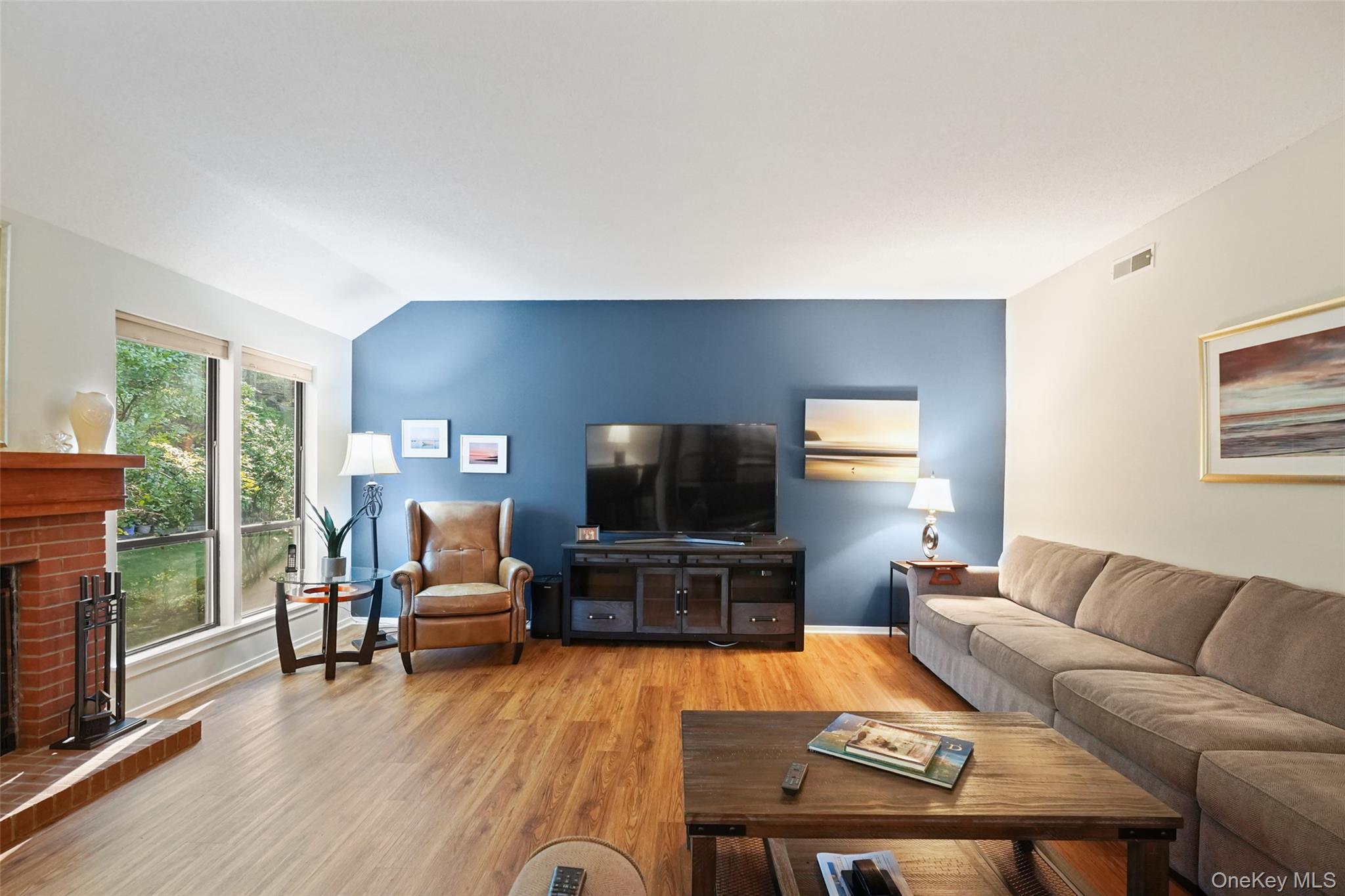 350 Heritage Hills Drive, Unit C photo 3
