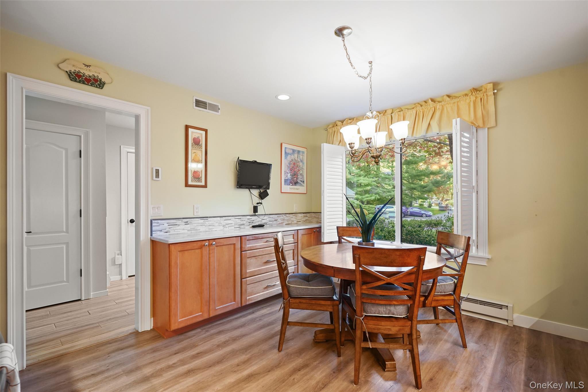 350 Heritage Hills Drive, Unit C photo 9