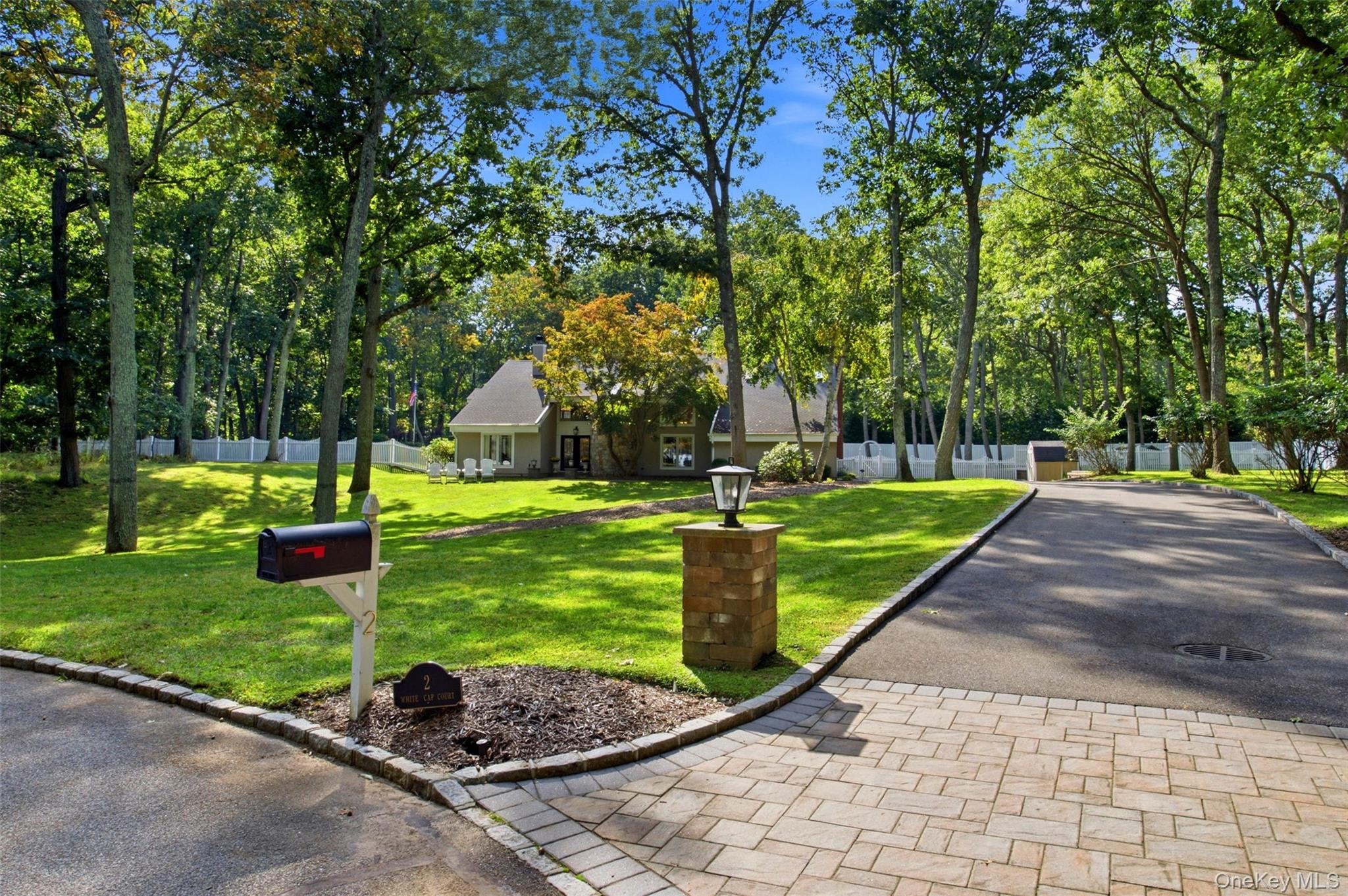 2 White Cap Court – For Sale photo 2