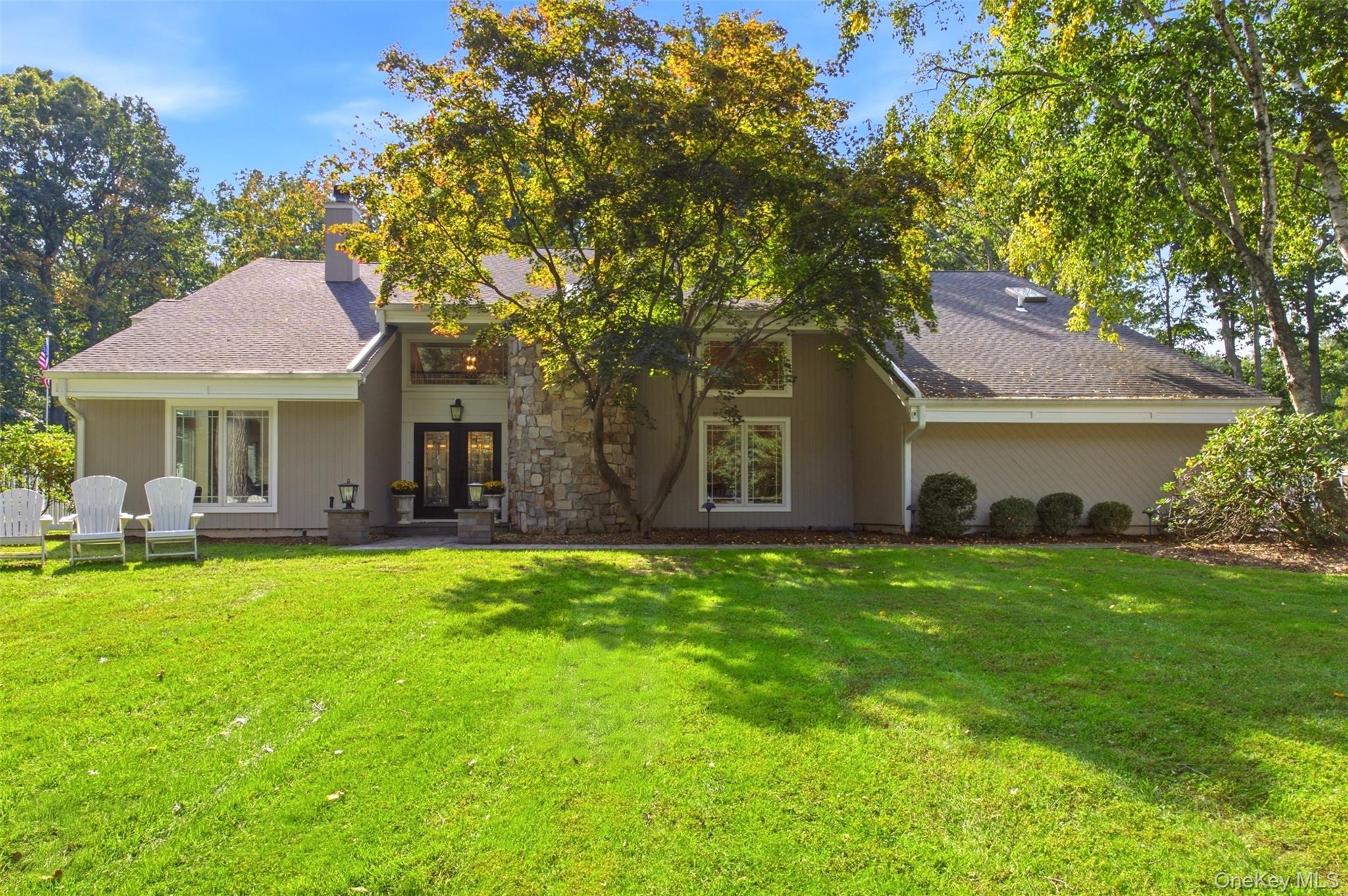 2 White Cap Court – For Sale