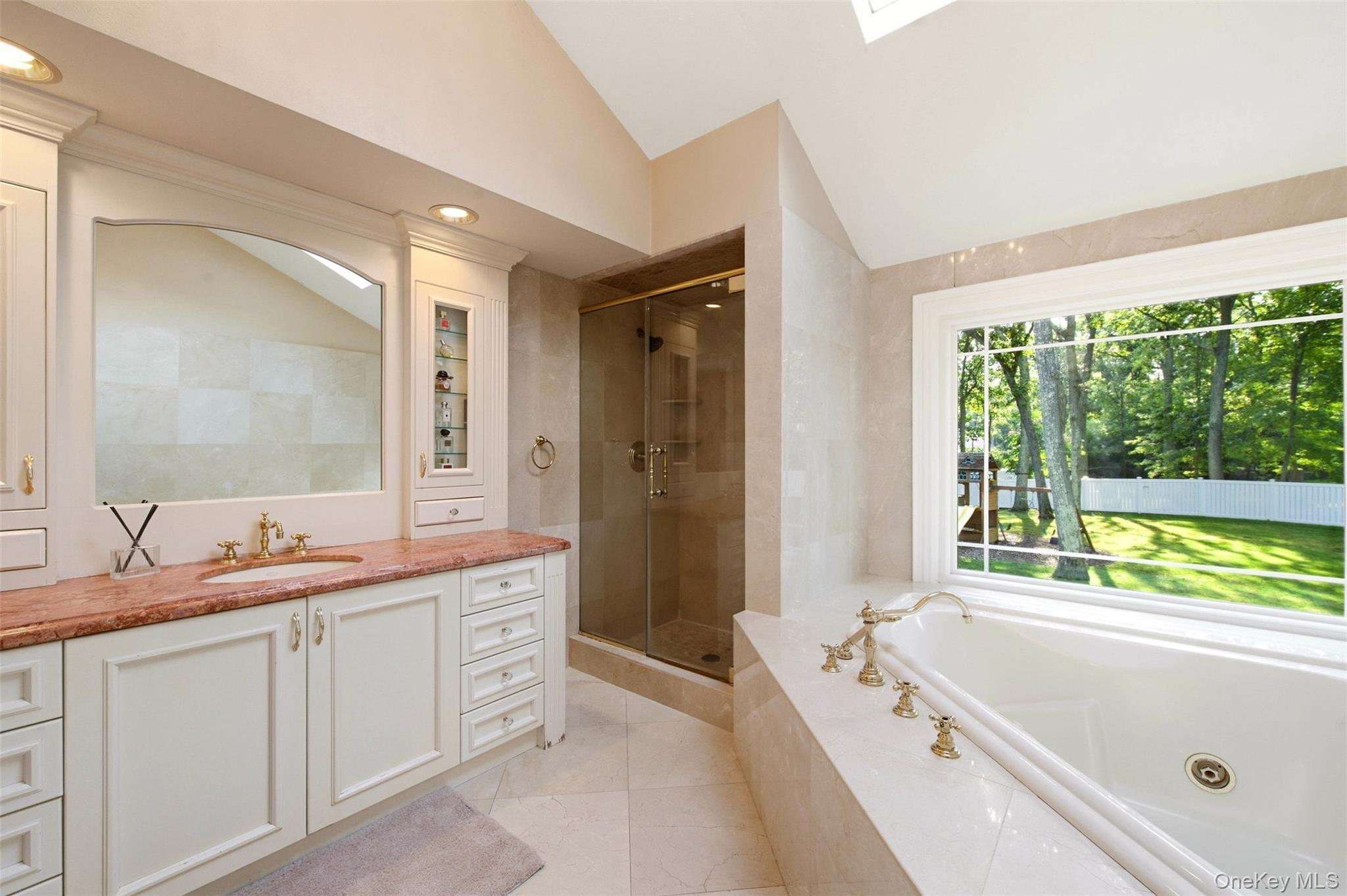 2 White Cap Court – For Sale photo 18