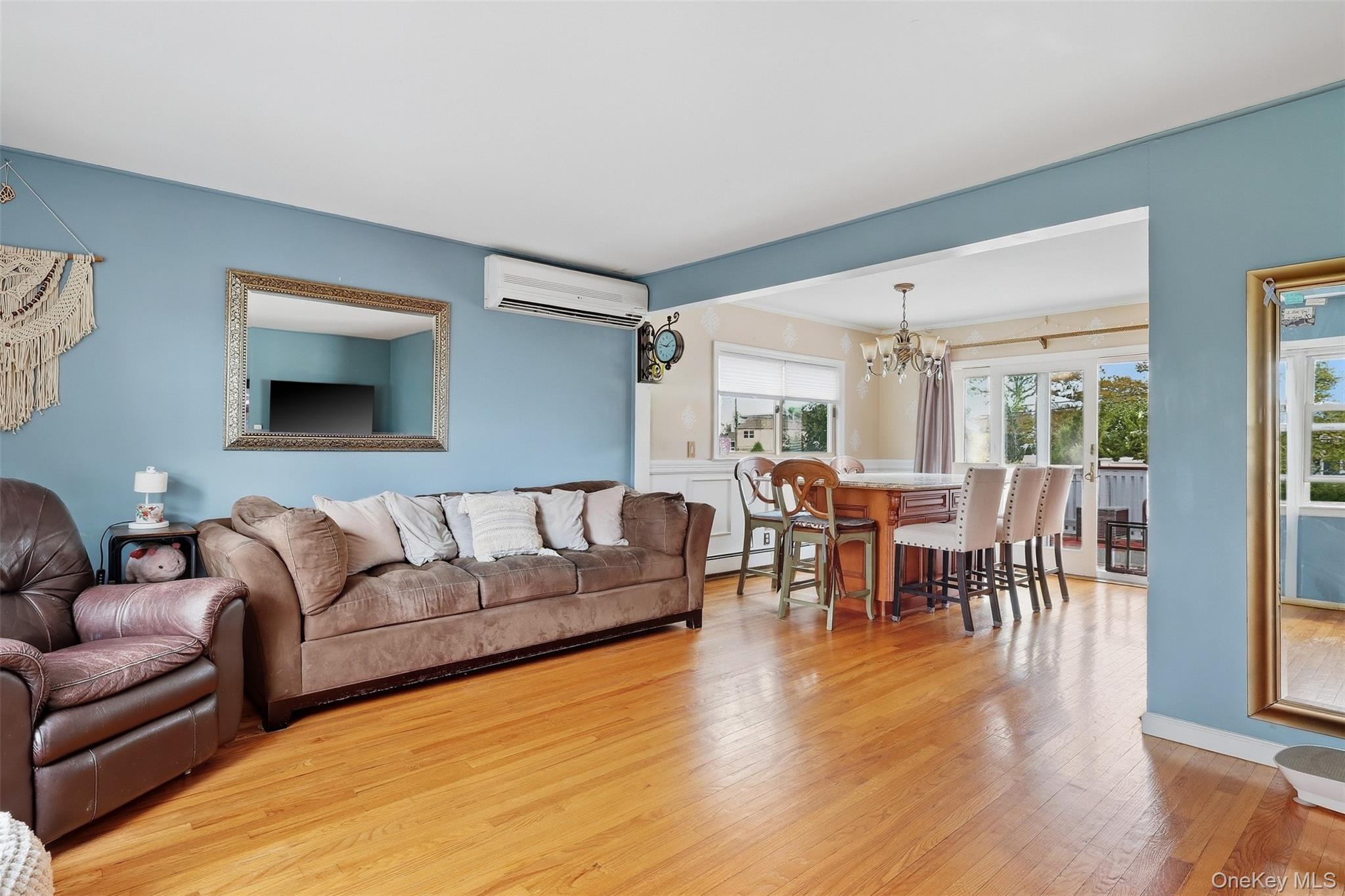 208 Island Parkway W – For Sale photo 5