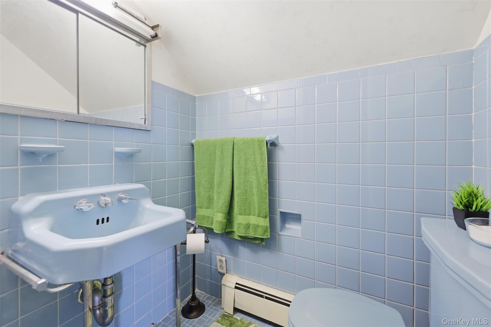 208 Island Parkway W – For Sale photo 18