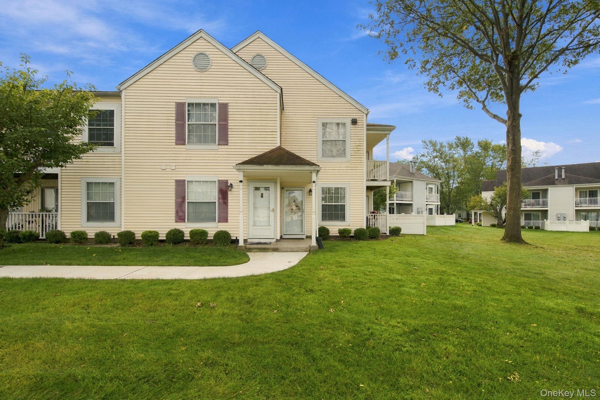 100 Fairview Circle – For Sale photo 2