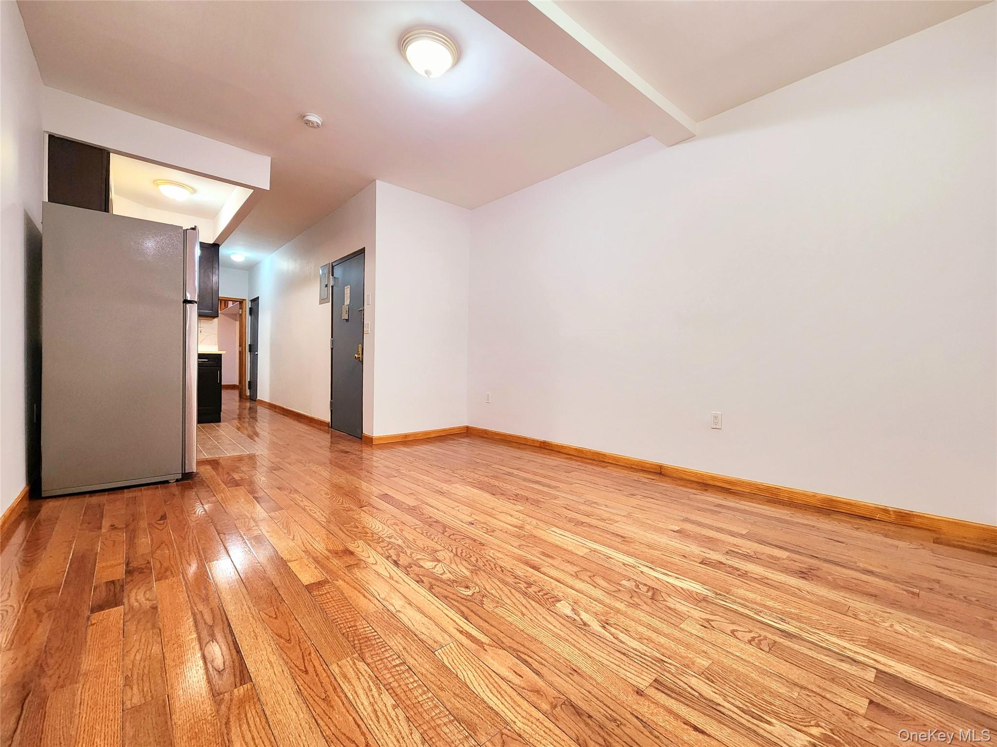 654 Seneca Avenue – For Sale photo 10