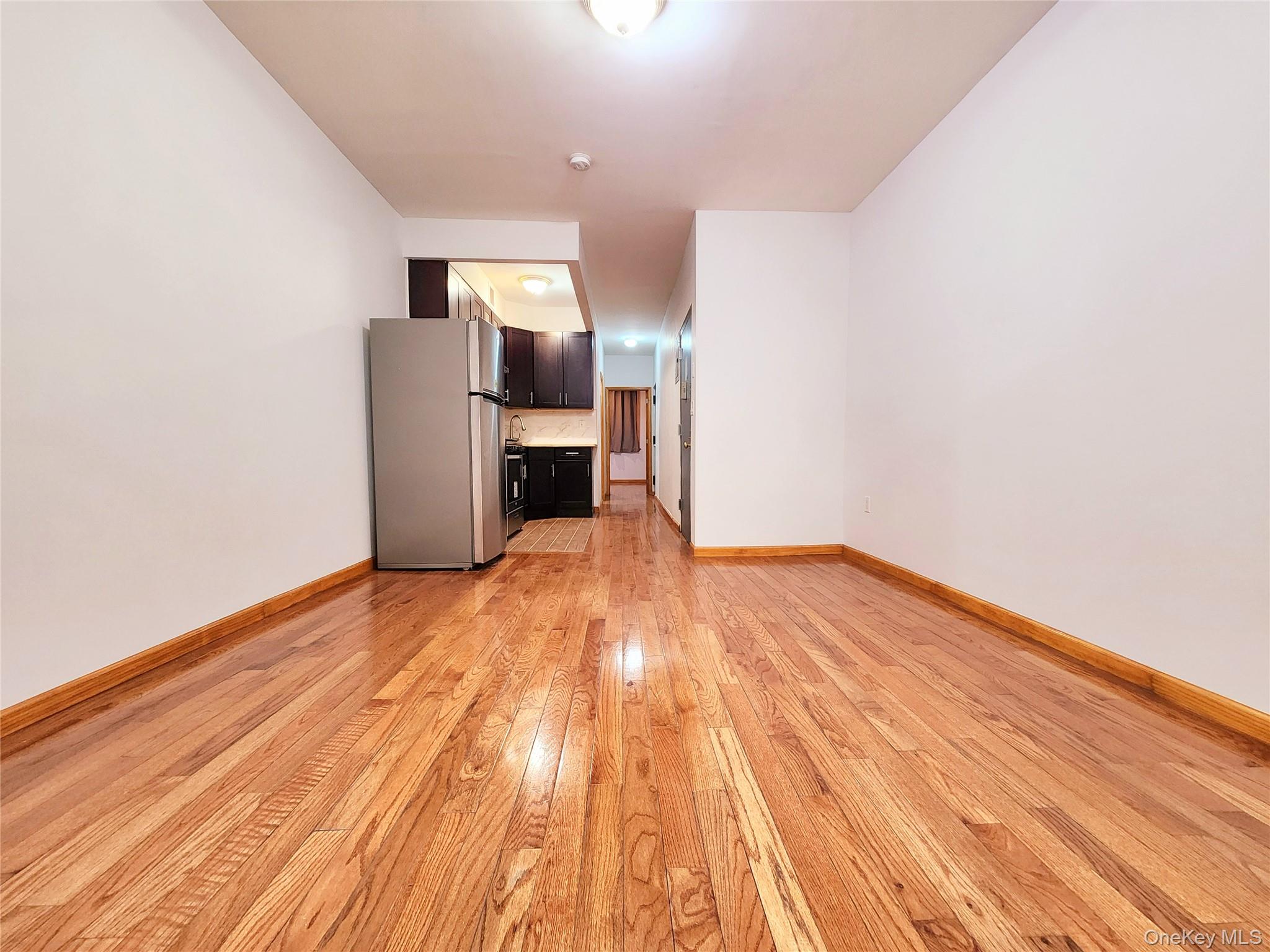 654 Seneca Avenue – For Sale photo 8