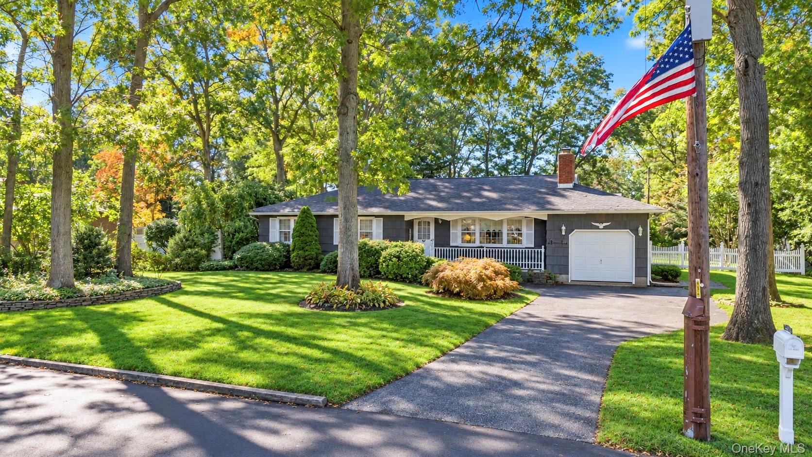 2306 Pine Avenue – For Sale photo 2