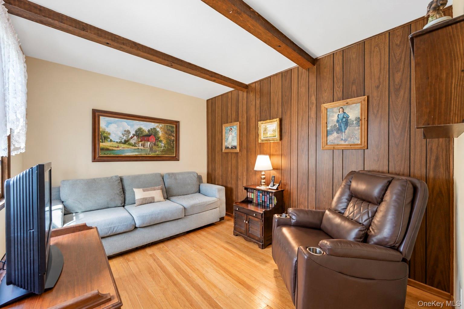 2306 Pine Avenue – For Sale photo 33