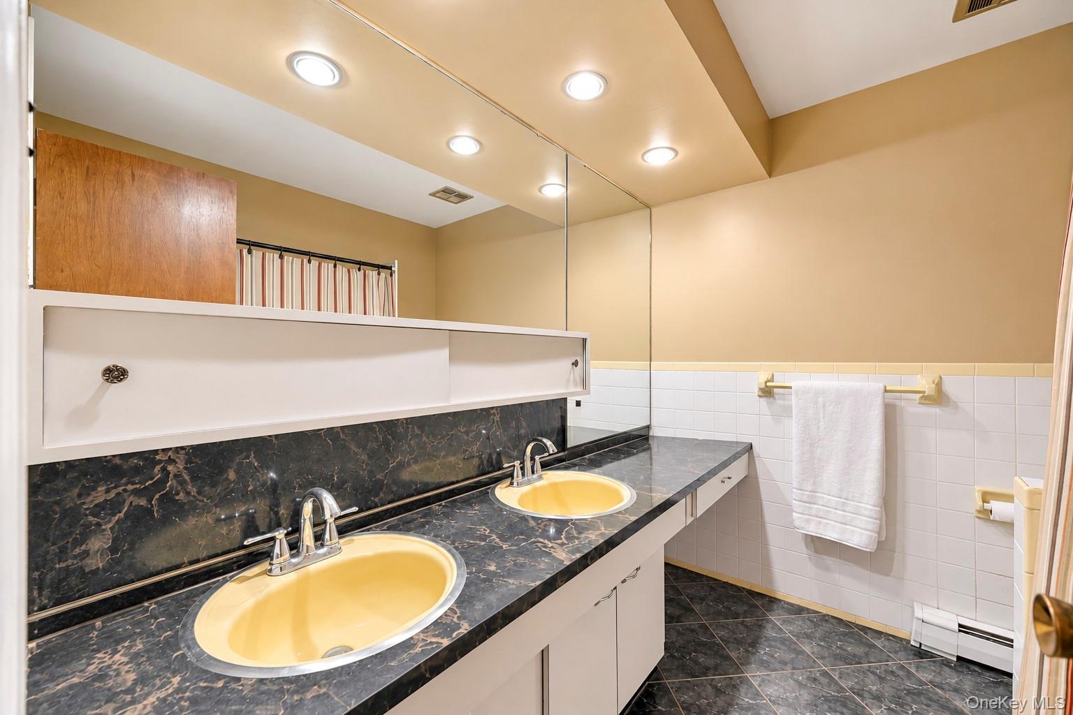 2306 Pine Avenue – For Sale photo 29