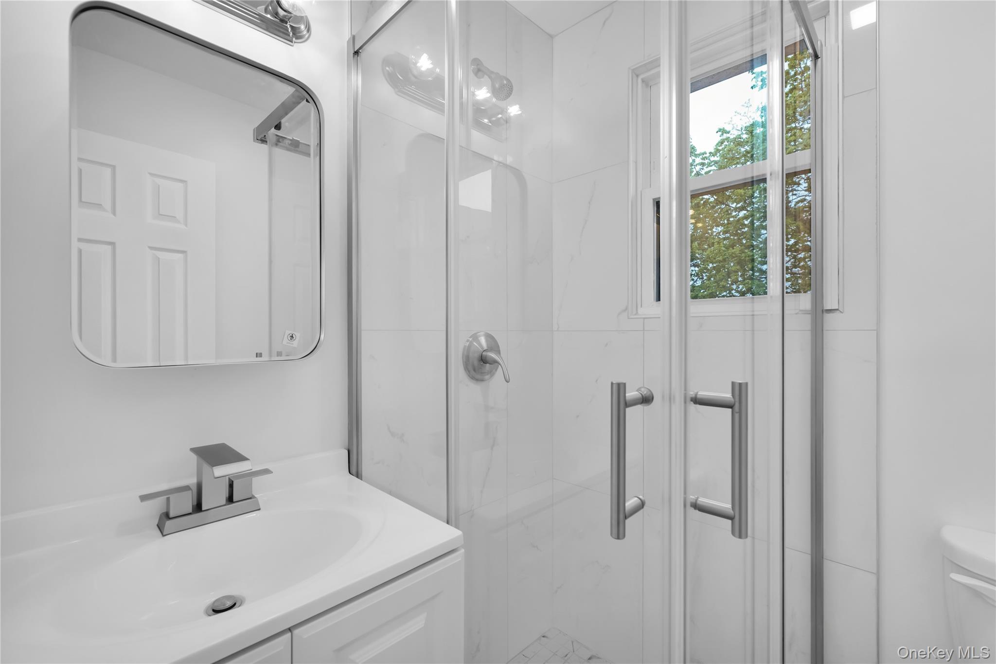 127 Maple Avenue, Unit 2 photo 17