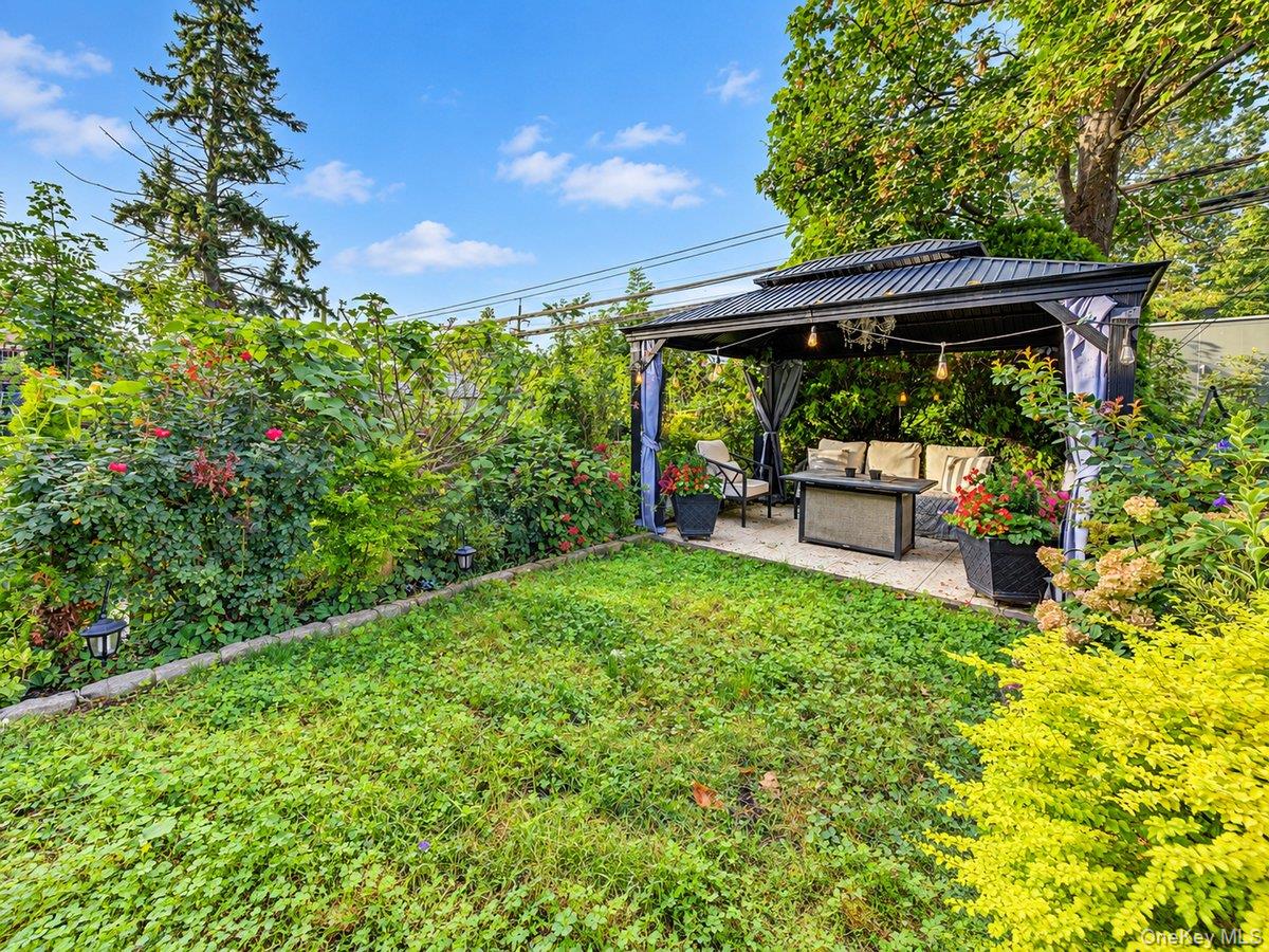 8494 Austin Street – For Sale photo 27