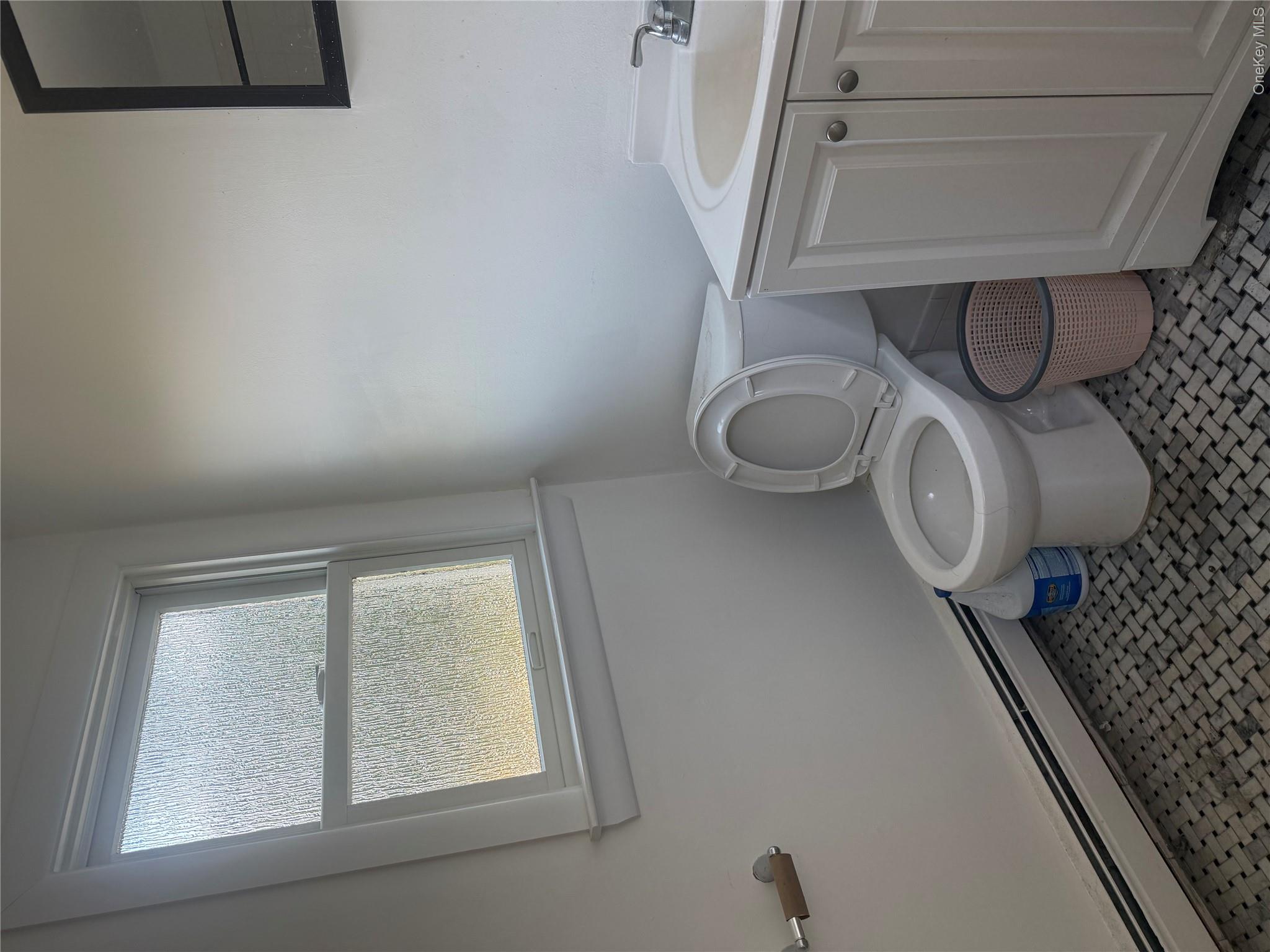 2 Lee Avenue, Unit 2 photo 6