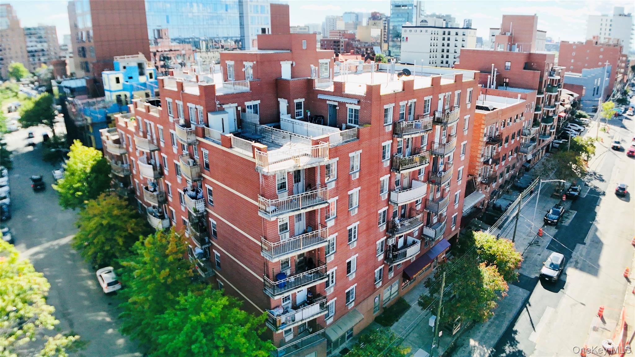 3506 Leavitt Street, Unit 5H photo 2