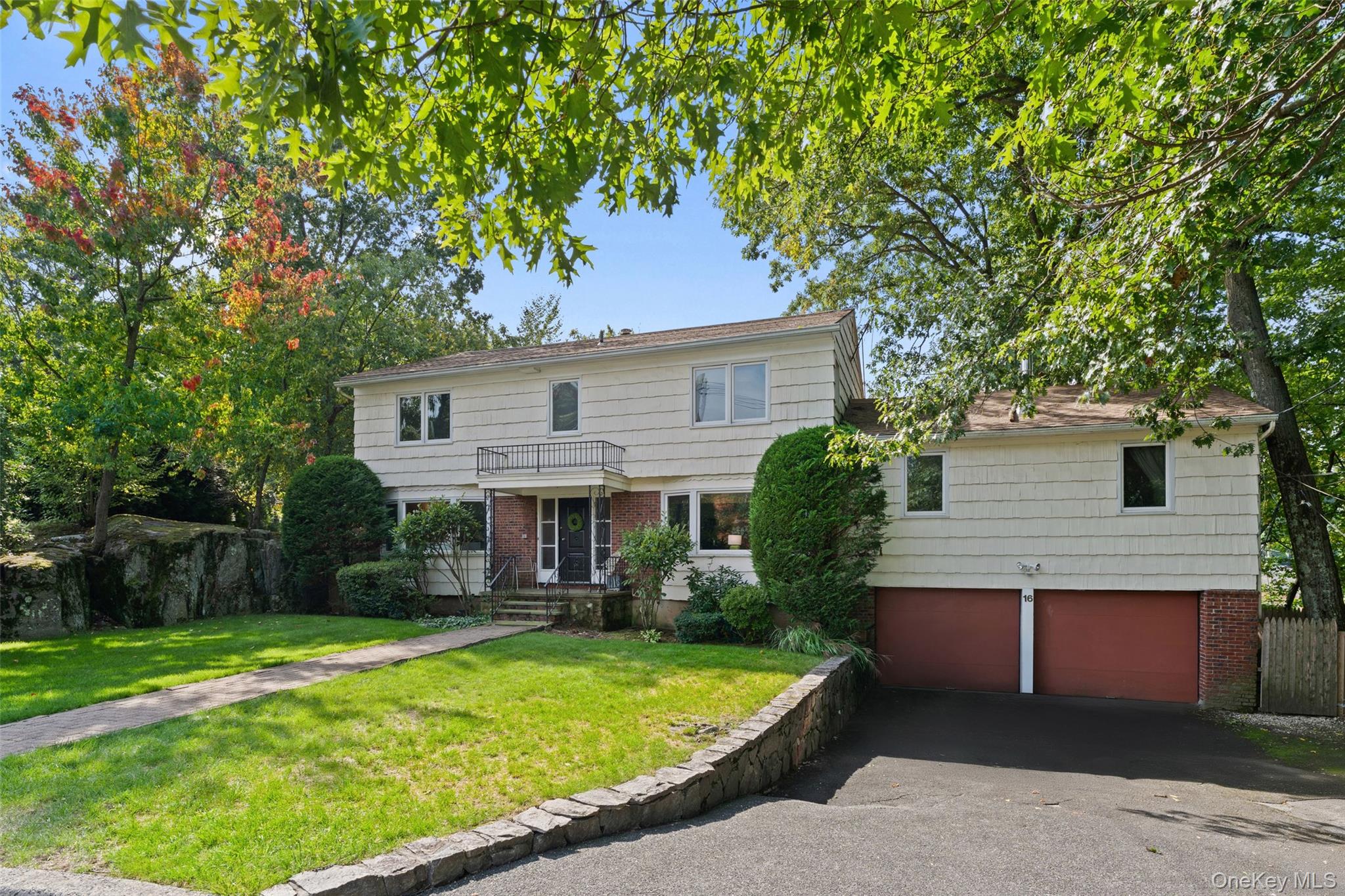 16 Cadillac Drive – For Sale photo 2