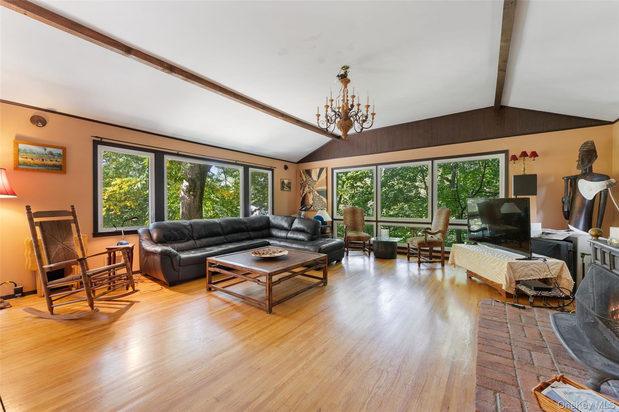 16 Cadillac Drive – For Sale photo 11