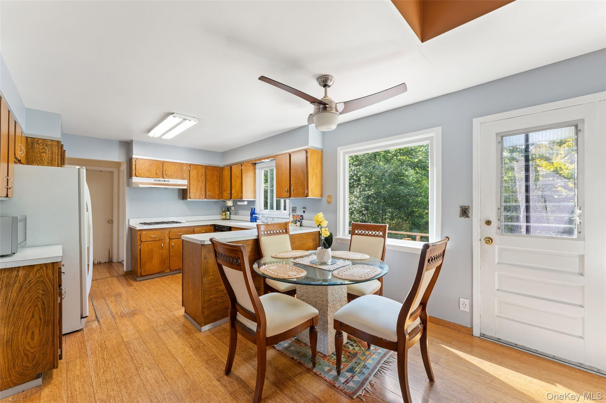 16 Cadillac Drive – For Sale photo 9