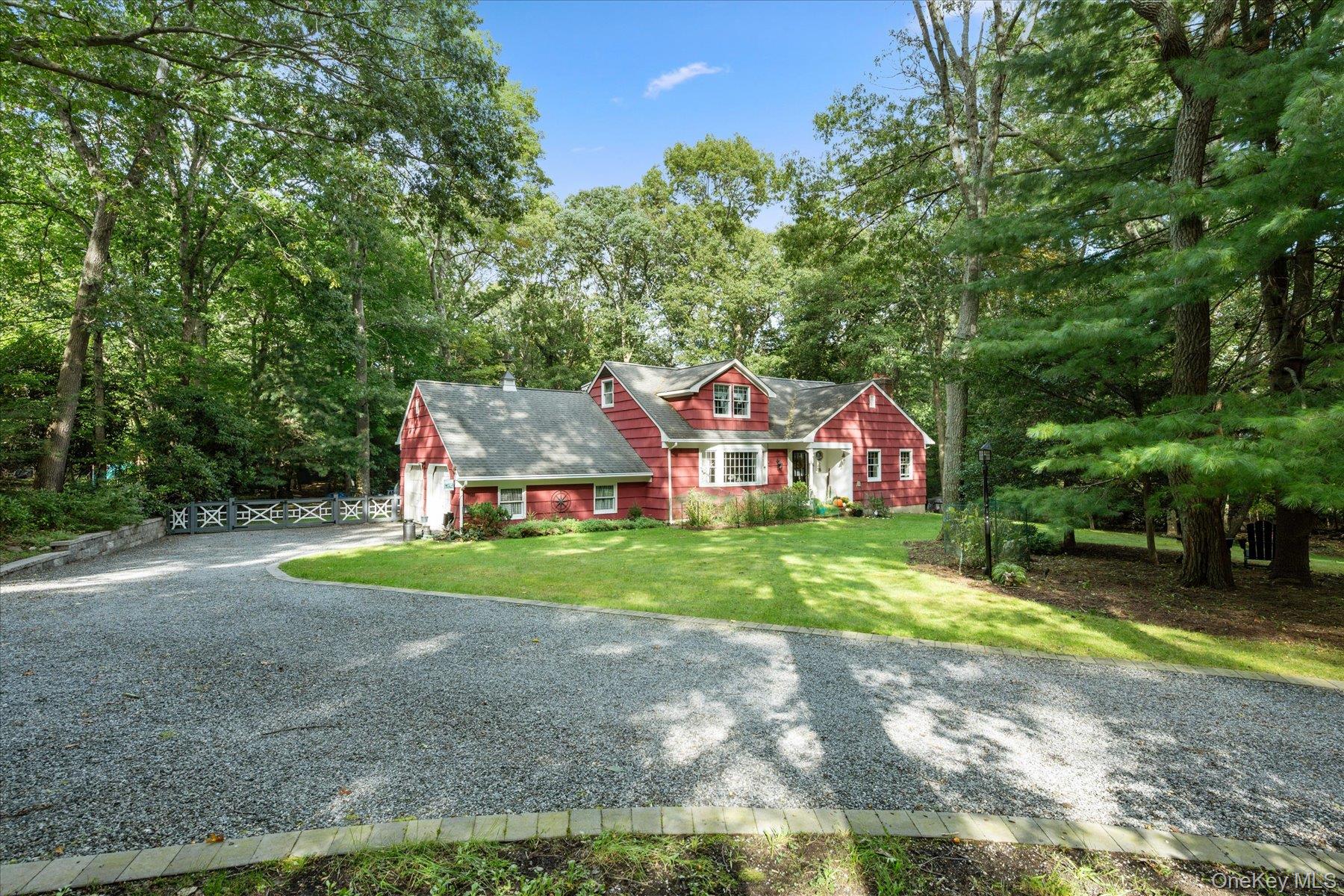 9 Circle Drive – For Sale photo 2