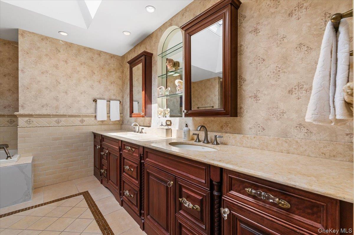 144 The Crescent Crescent – For Sale photo 25