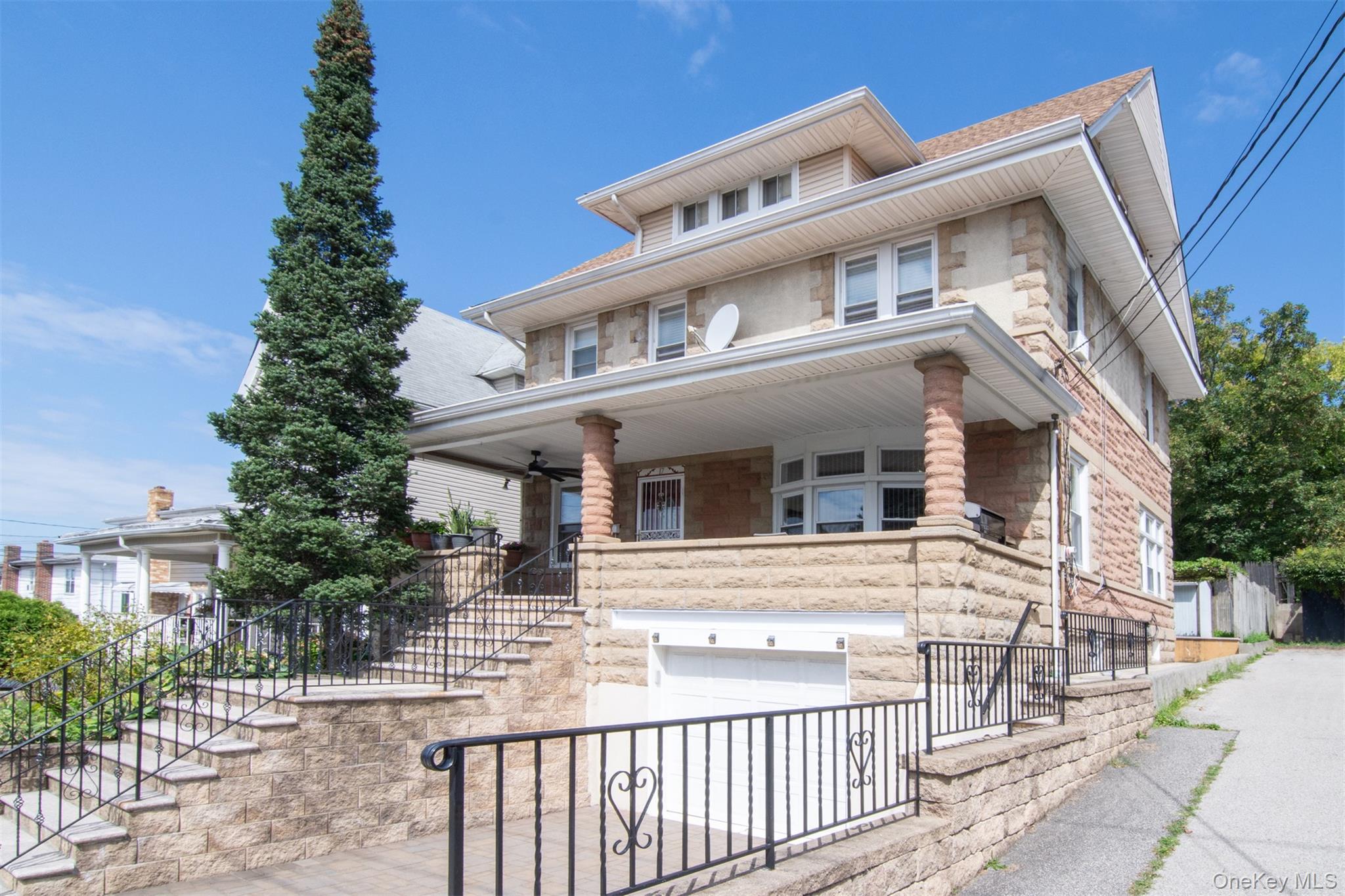 17 Lake Avenue – For Sale photo 2