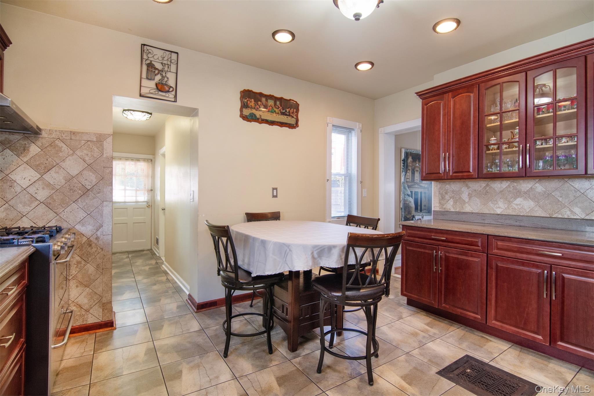 17 Lake Avenue – For Sale photo 16