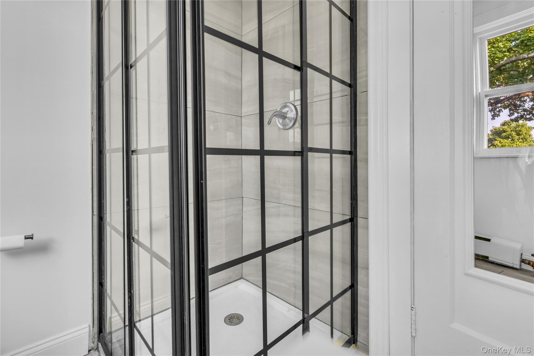 127 Maple Avenue, Unit 3 photo 11