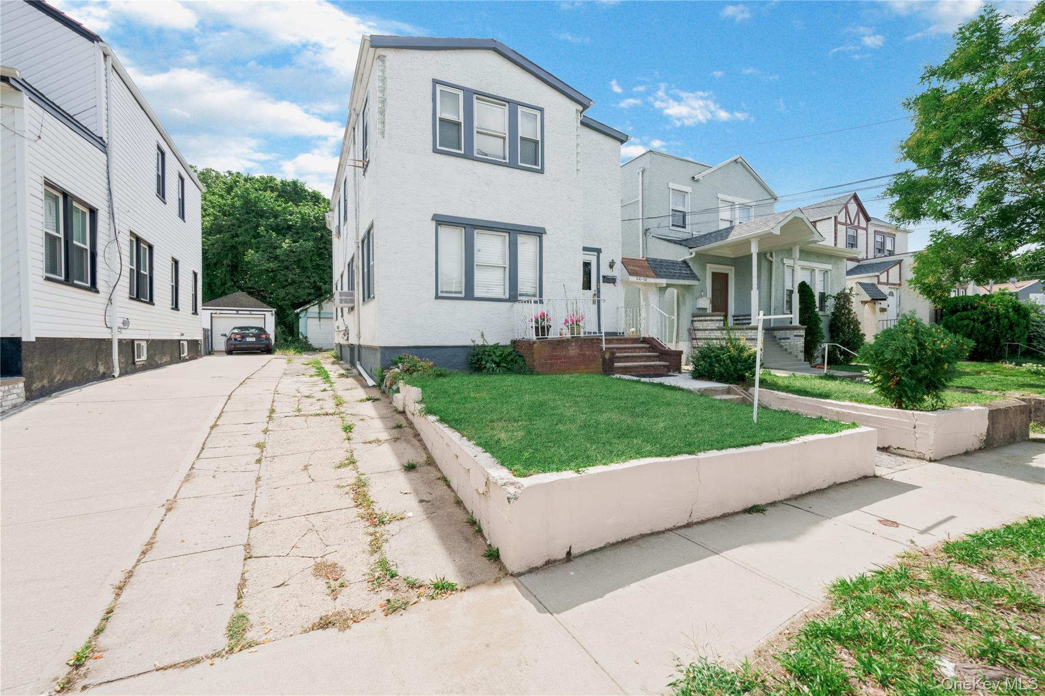231-08 Mentone Avenue – For Sale photo 2