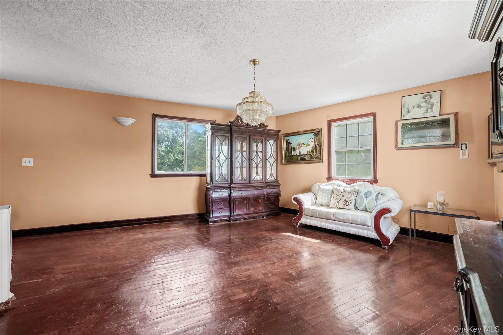 231-08 Mentone Avenue – For Sale photo 11