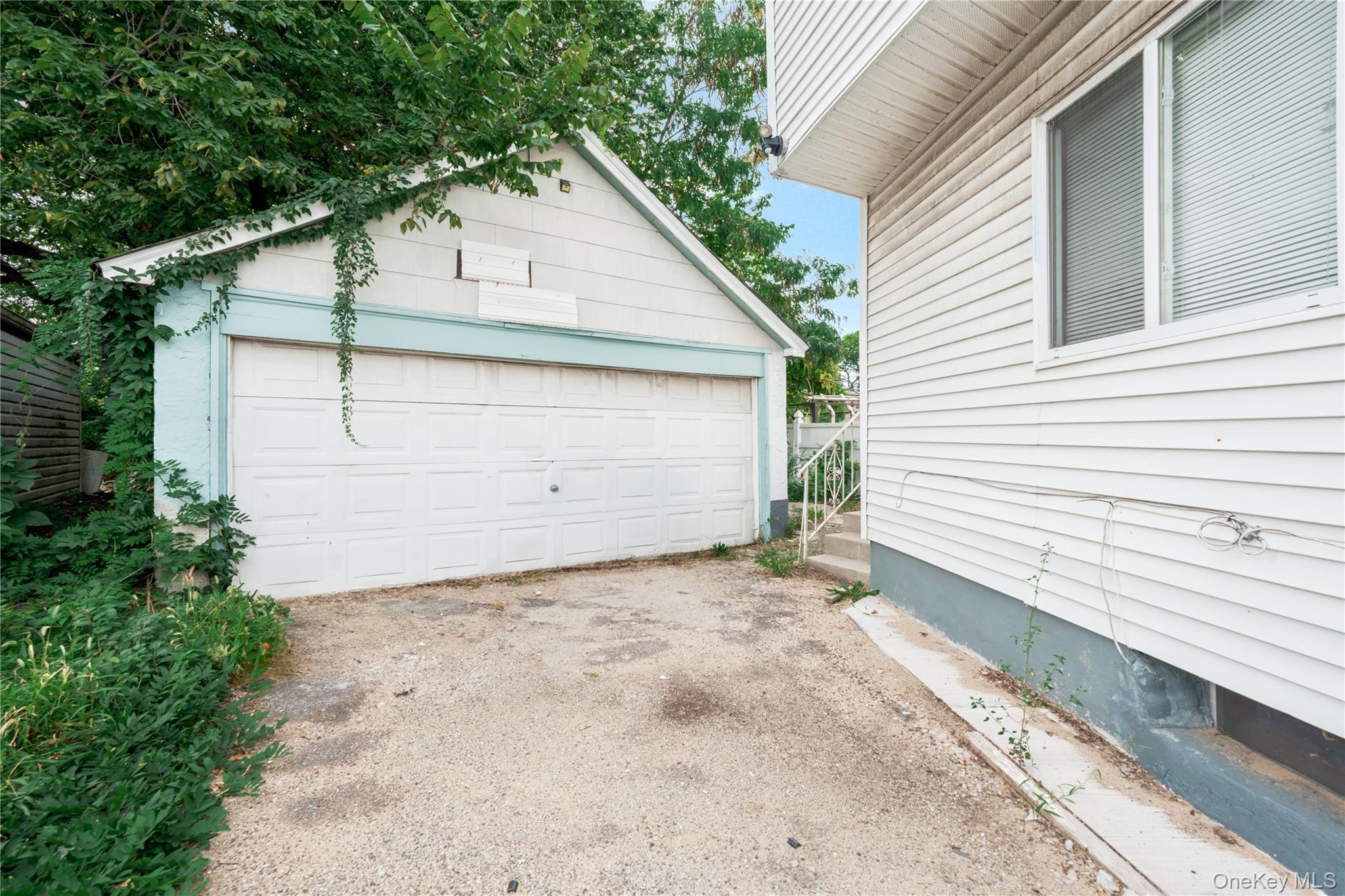 231-08 Mentone Avenue – For Sale photo 25