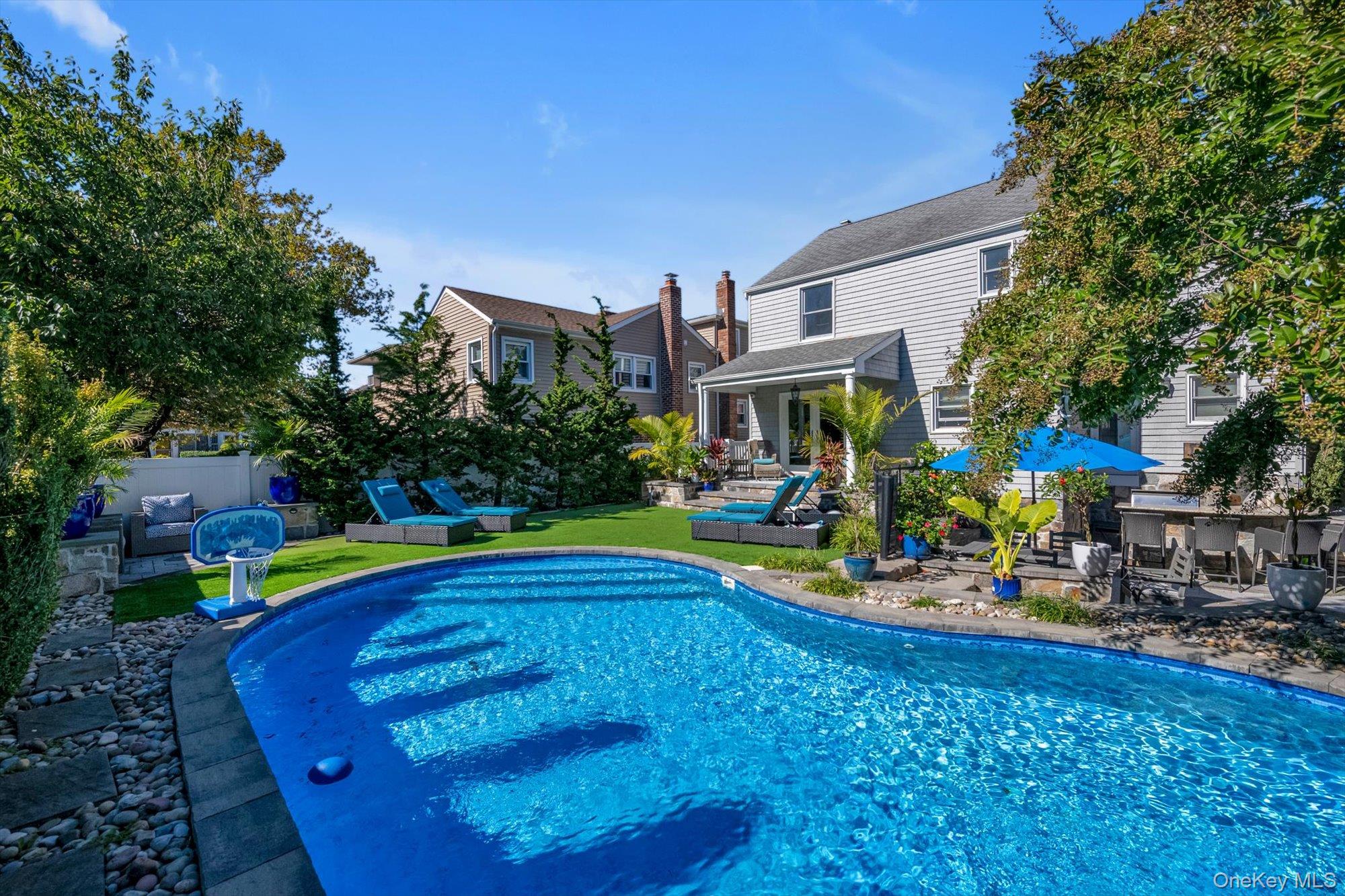 38 Newkirk Avenue – For Sale photo 18