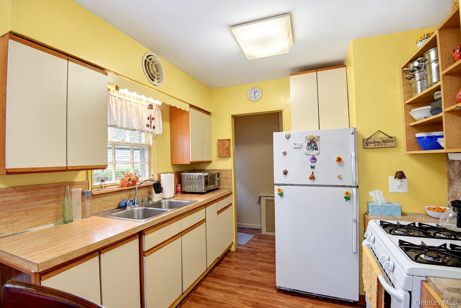 150 Franklin Street – For Sale photo 7