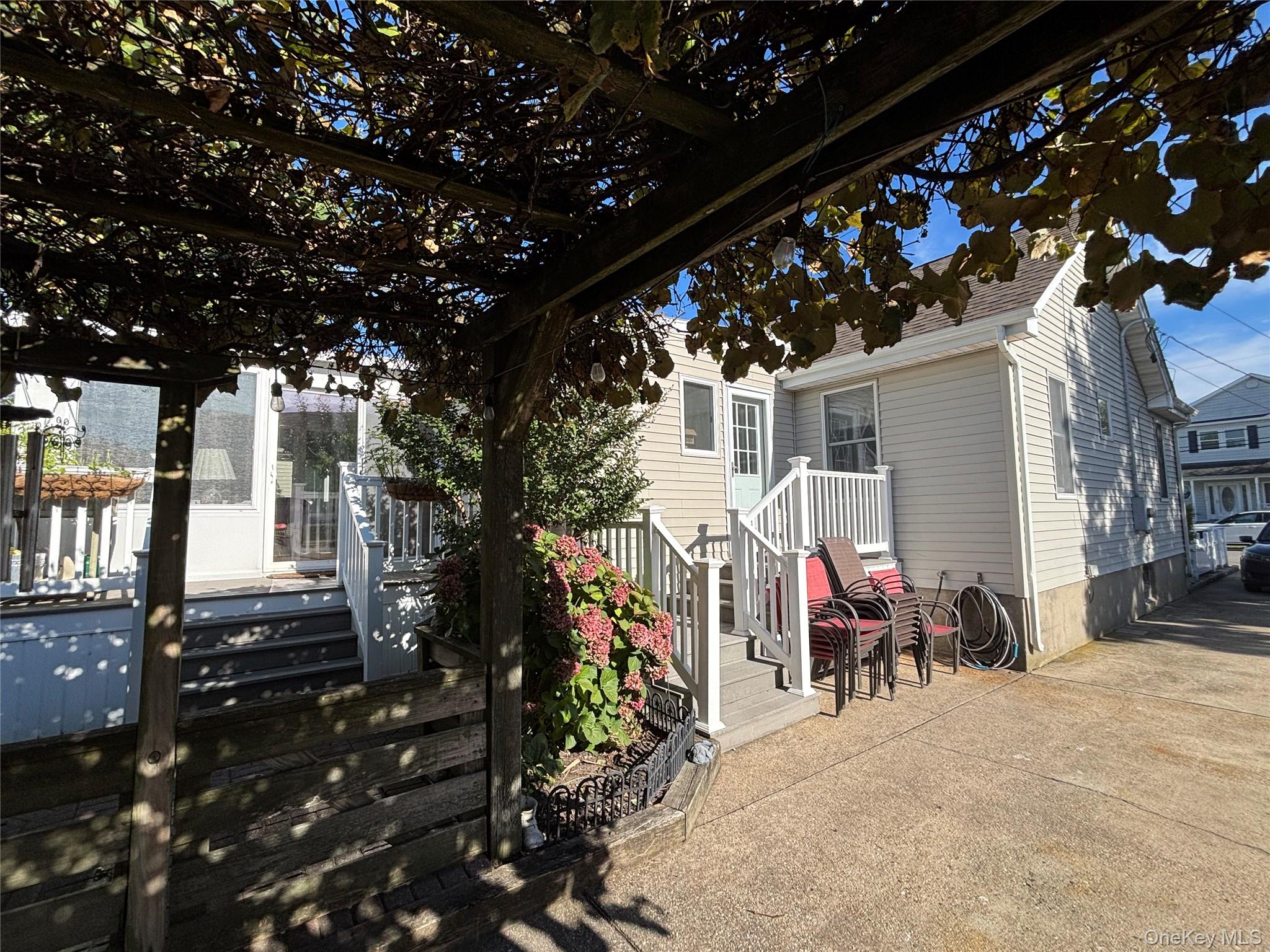 8 Walnut Place – For Sale photo 10