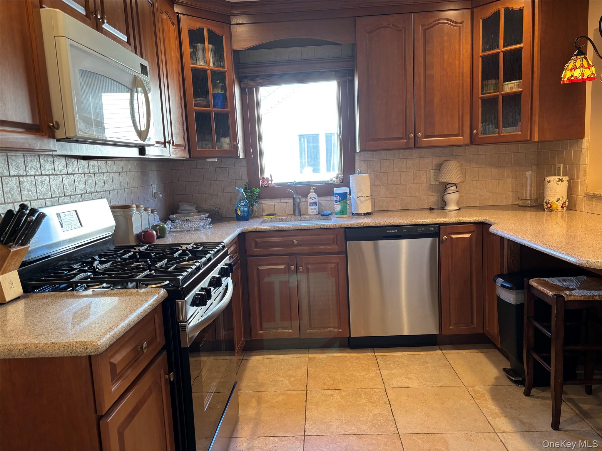 8 Walnut Place – For Sale photo 18