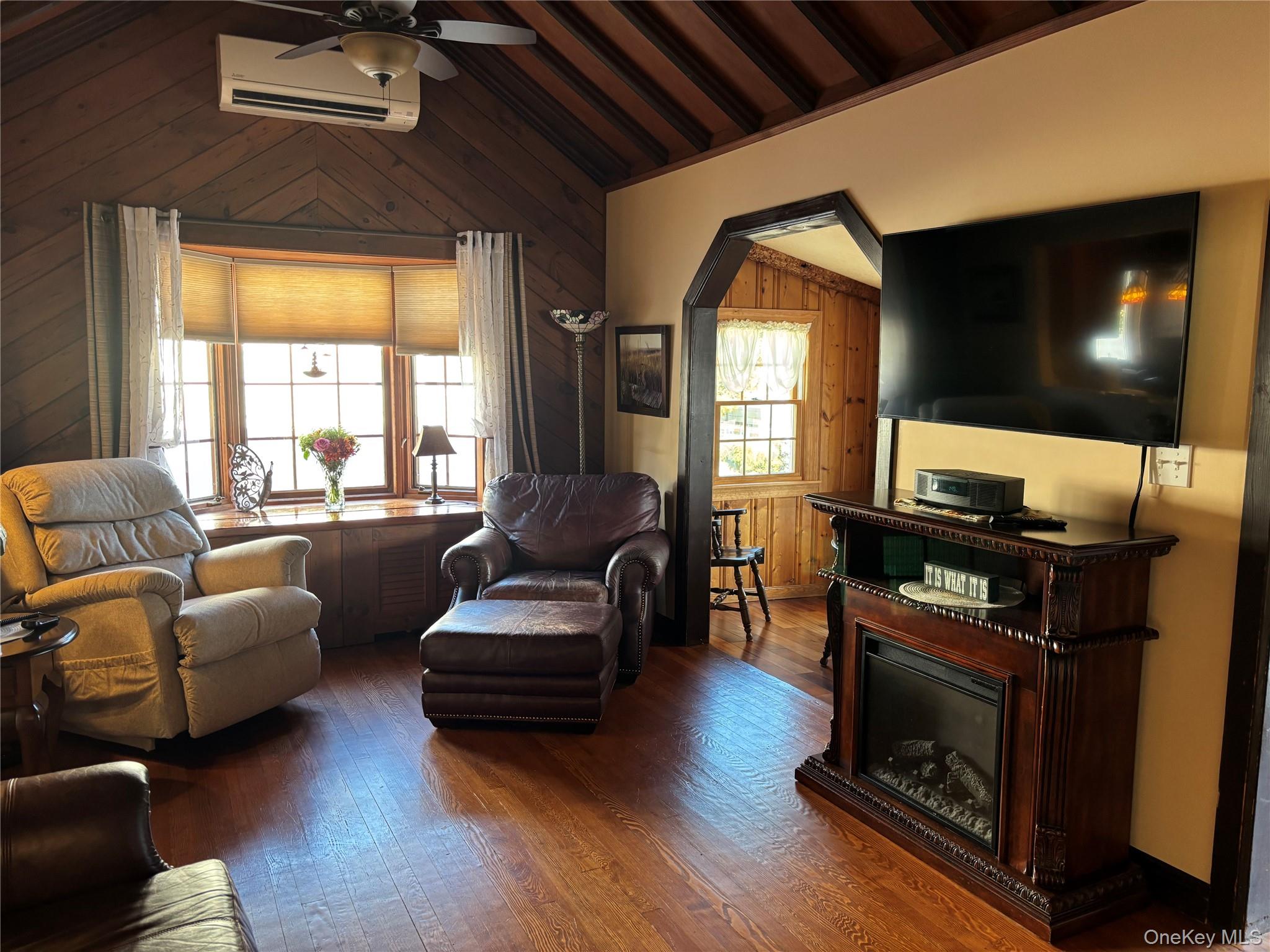 8 Walnut Place – For Sale photo 8